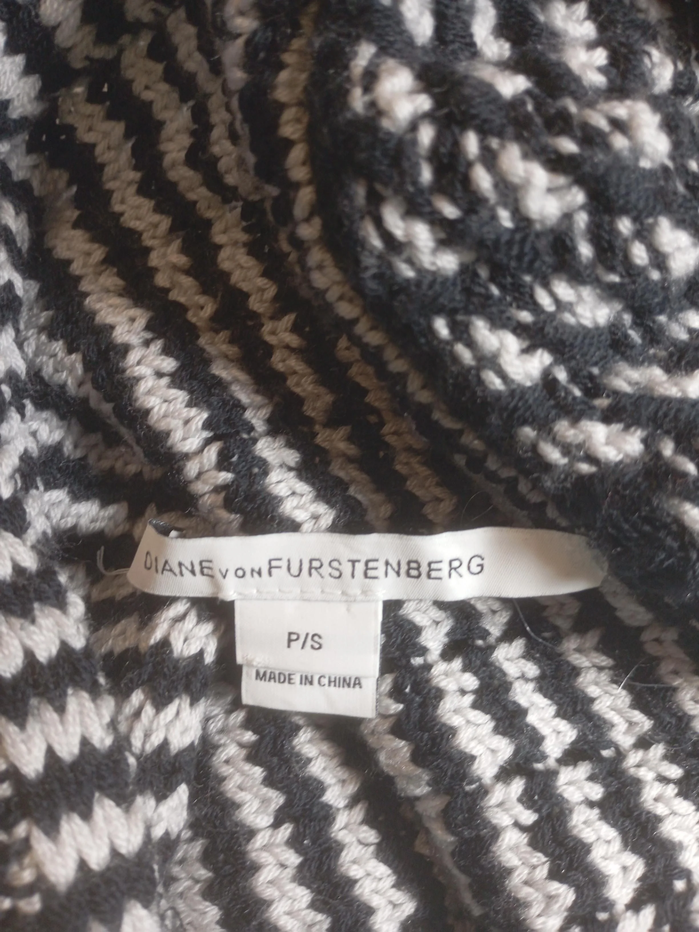 Diane Von Furstenberg Women's Jumper S Black 100% Wool Pullover - Image 5