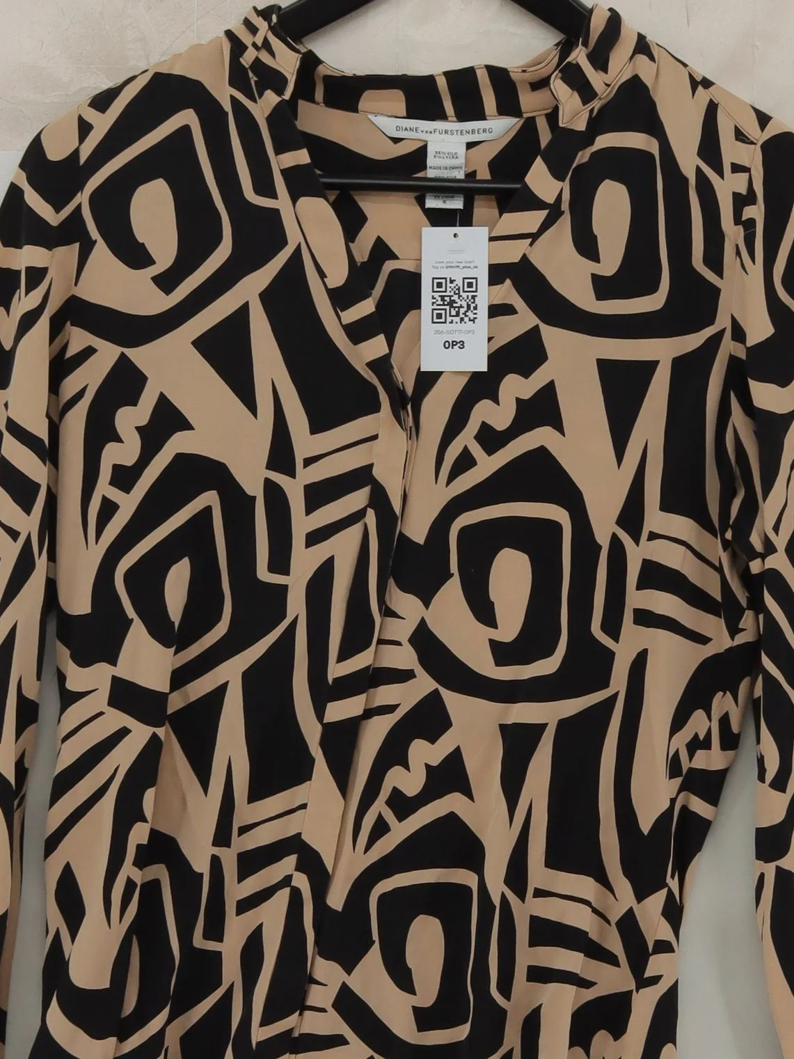 Diane Von Furstenberg Women's Top UK 8 Tan Silk with Lyocell Modal Basic - Image 3