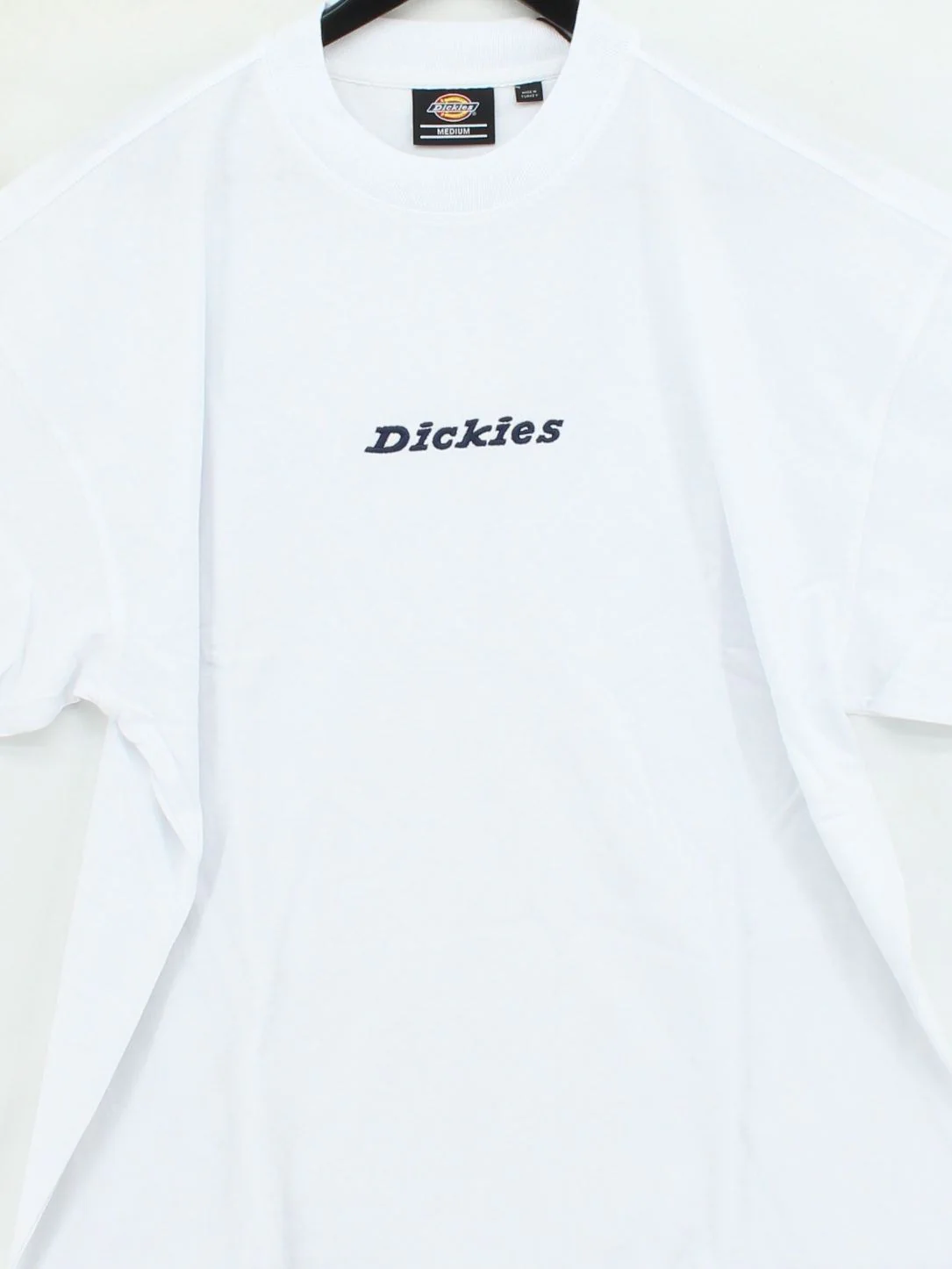 Dickies Men's T-Shirt M White Graphic 100% Cotton Basic New with tags - Image 3
