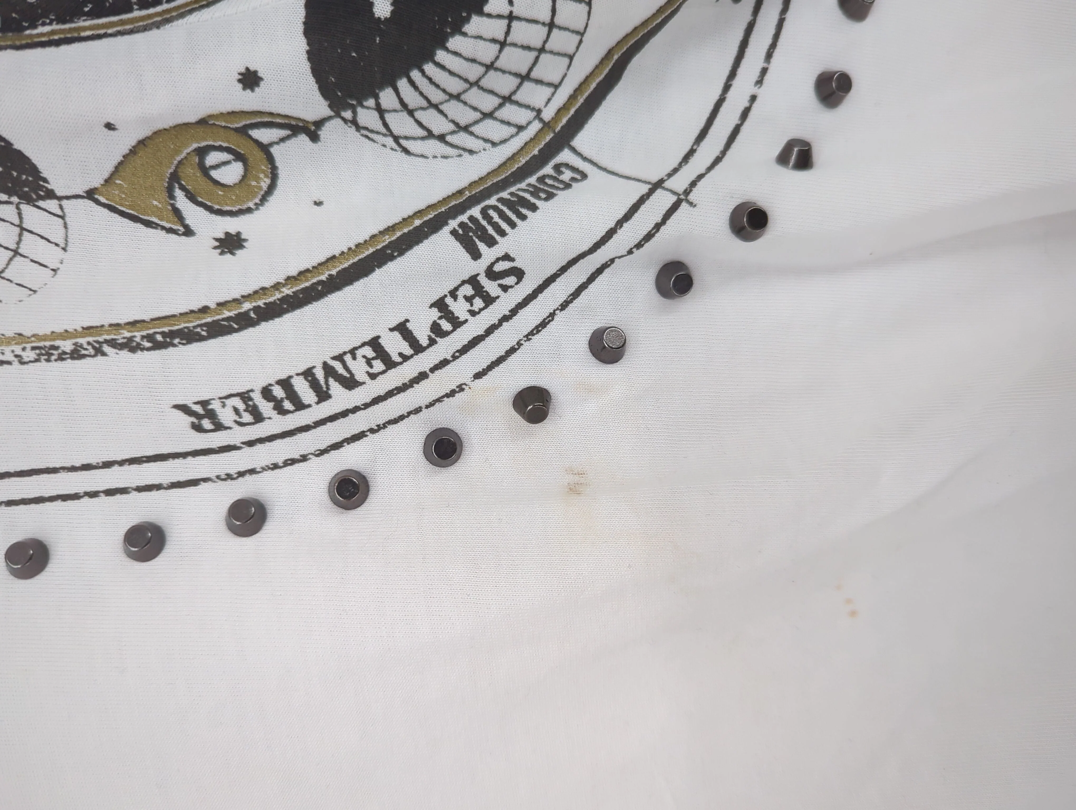 DIESEL BLACK GOLD Men's T-Shirt L White Graphic 100% Cotton Basic - Image 5