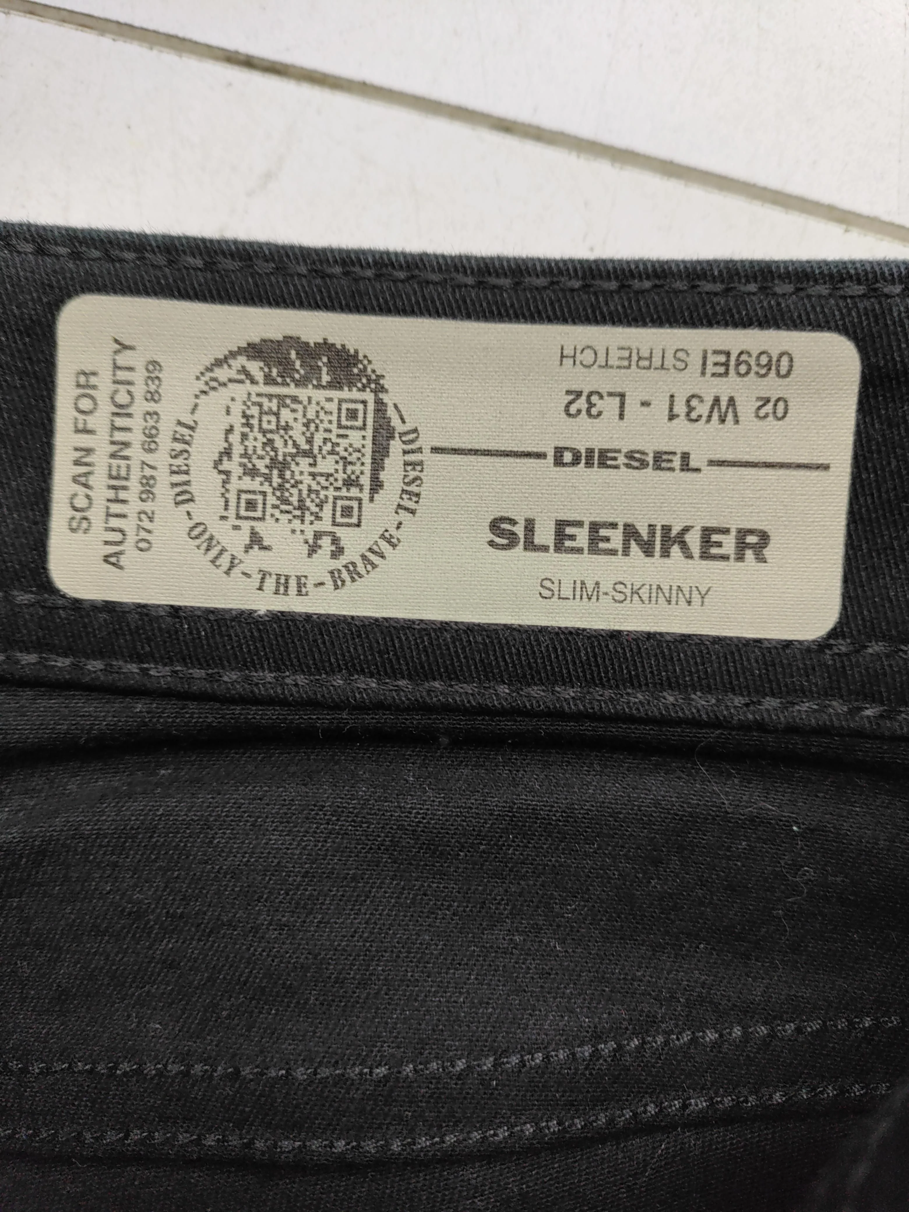 Diesel Men's Jeans W 31 in; L 32 in Black Cotton with Polyester, Elastane Skinny - Image 6