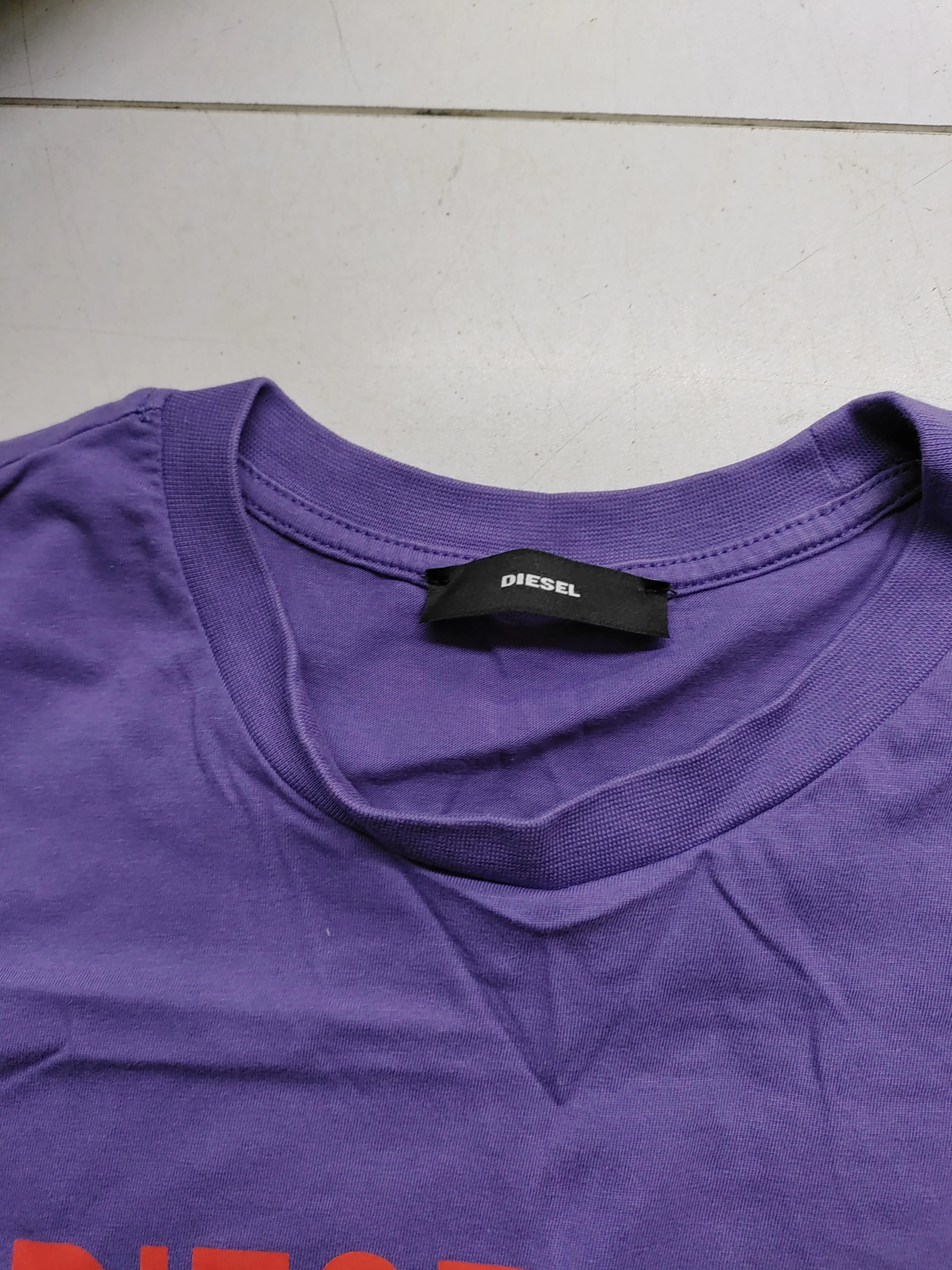 Diesel Men's T-Shirt L Purple Graphic 100% Cotton Basic - Image 5