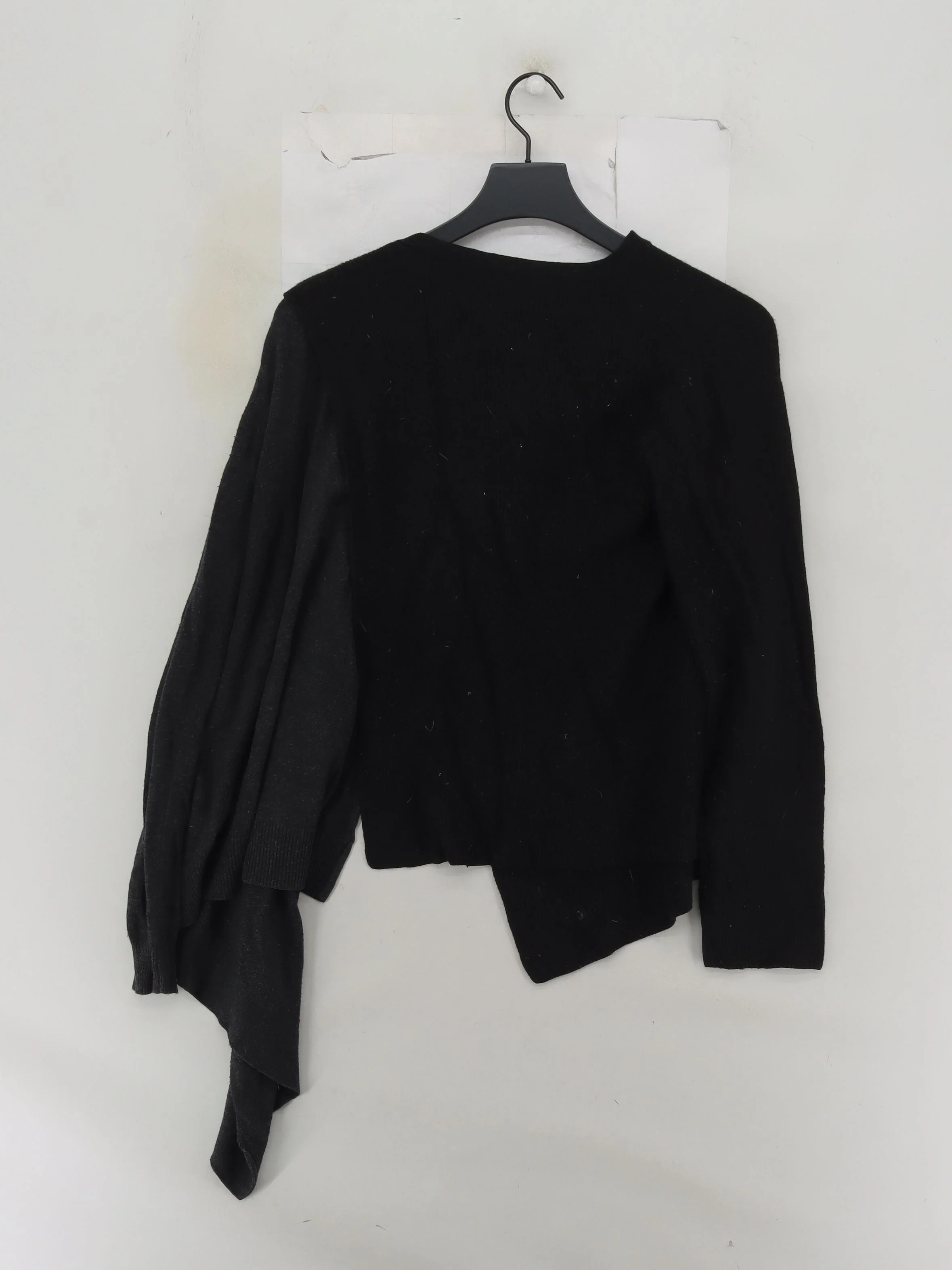 Diesel Women's Cardigan Black Nylon with Wool, Rayon, Cashmere V-Neck Cardigan - Image 2