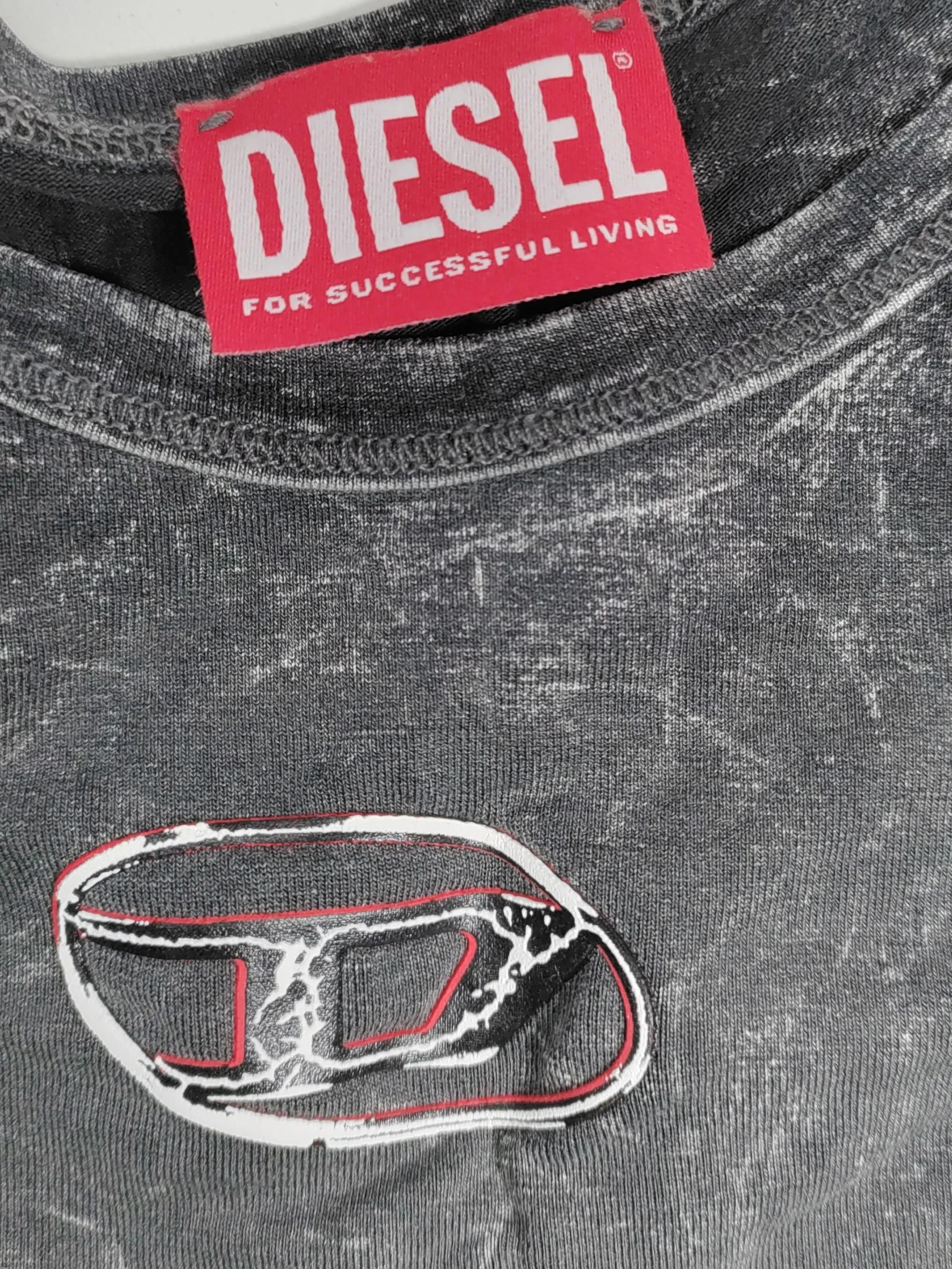 Diesel Women's T-Shirt L Grey Graphic 100% Cotton Short Sleeve Round Neck Basic - Image 5