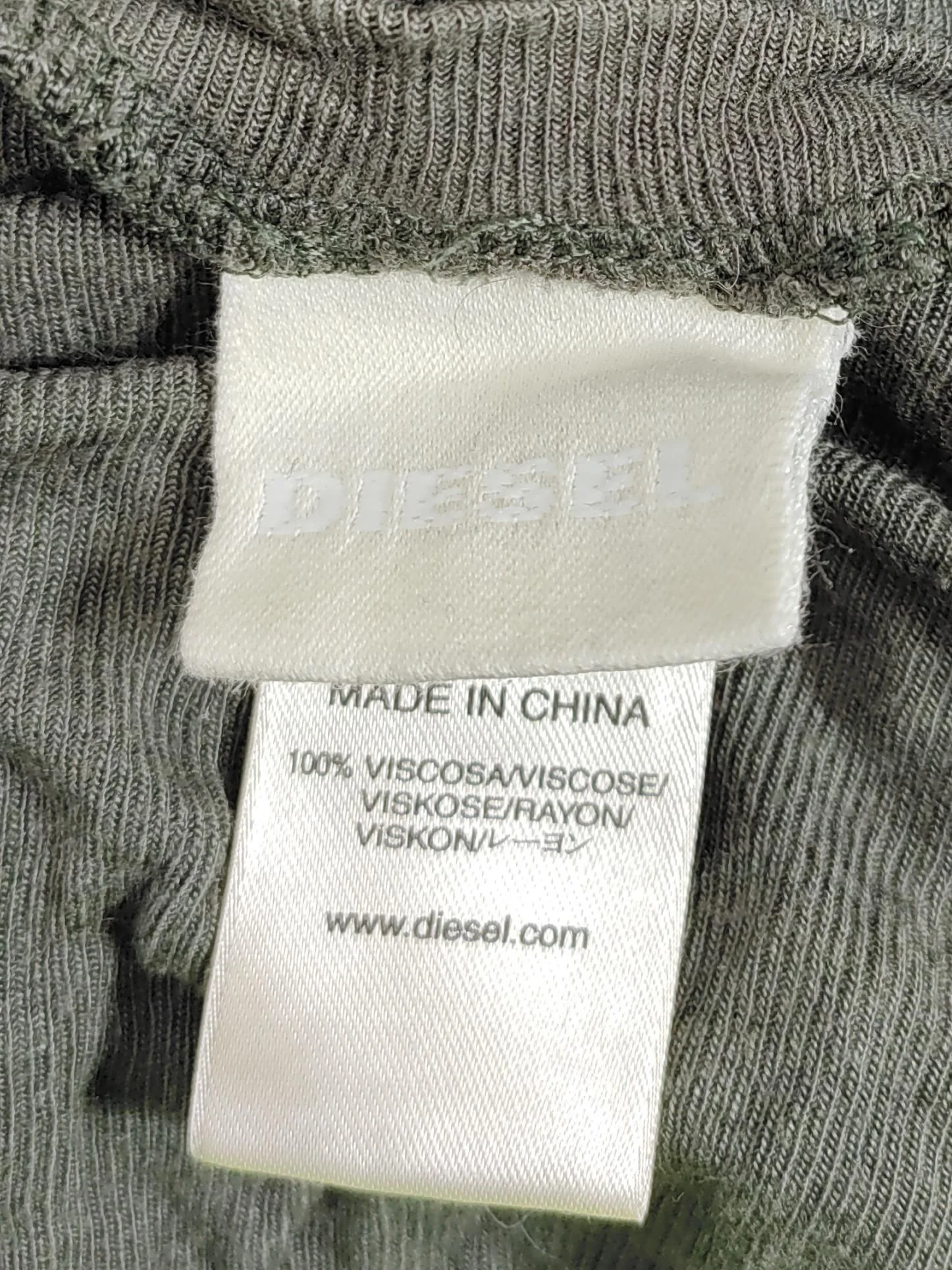 Diesel Women's Top M Green 100% Viscose Sleeveless V-Neck Basic - Image 5