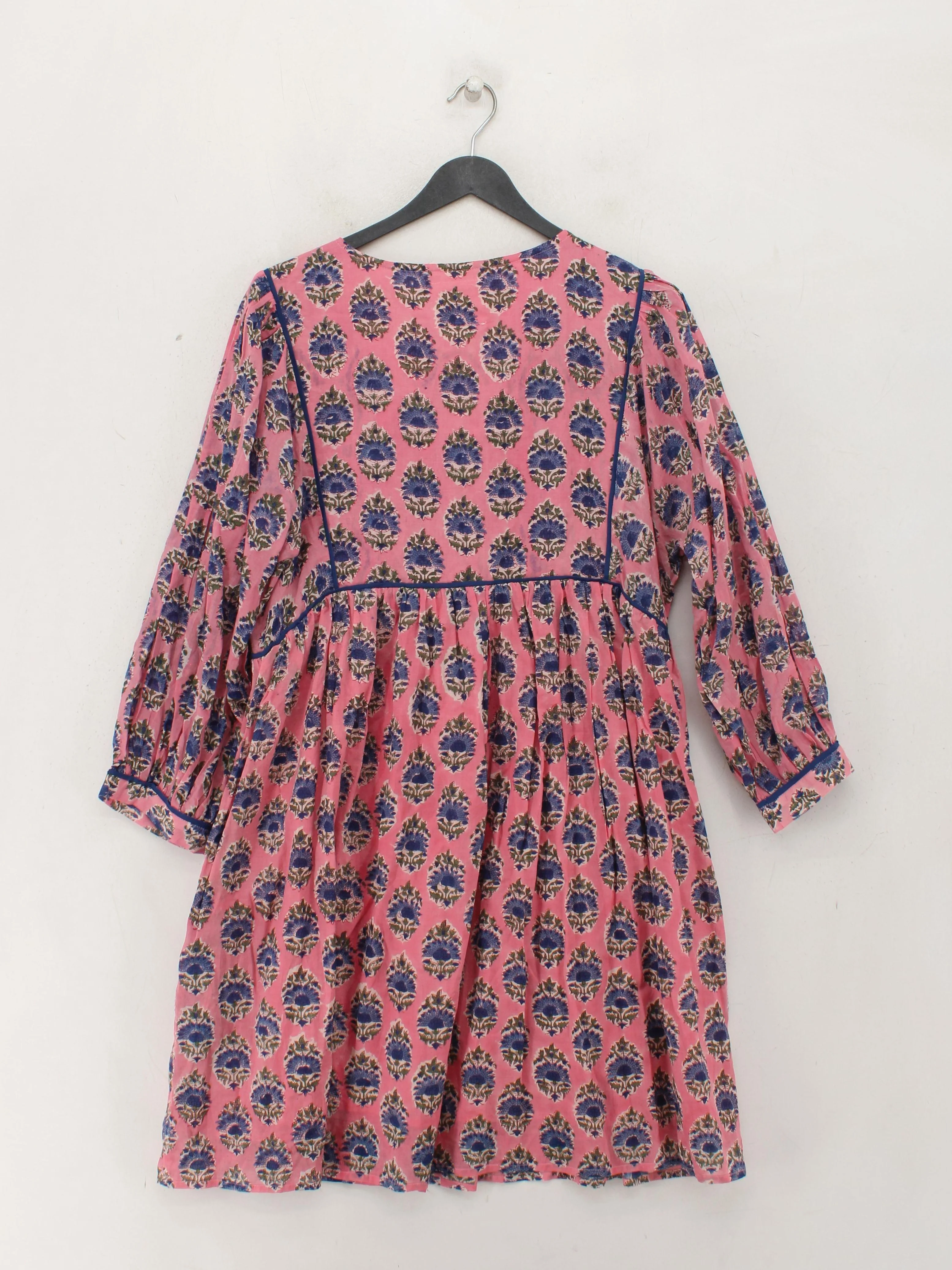 Dilli Grey T-Shirt Midi Dress UK12 in Pink - Image 2