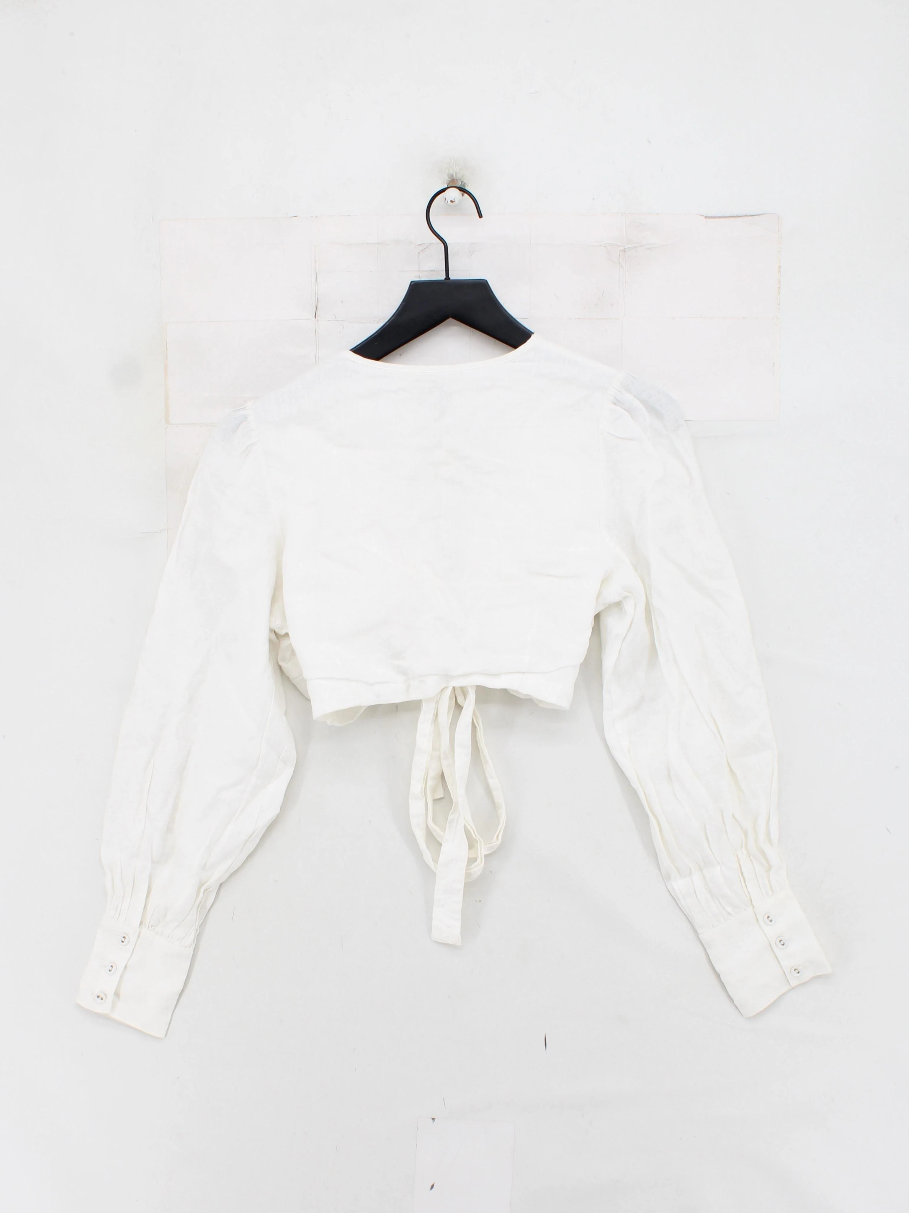 Dissh Women's Top UK 10 White 100% Other Long Sleeve V-Neck Cropped - Image 2