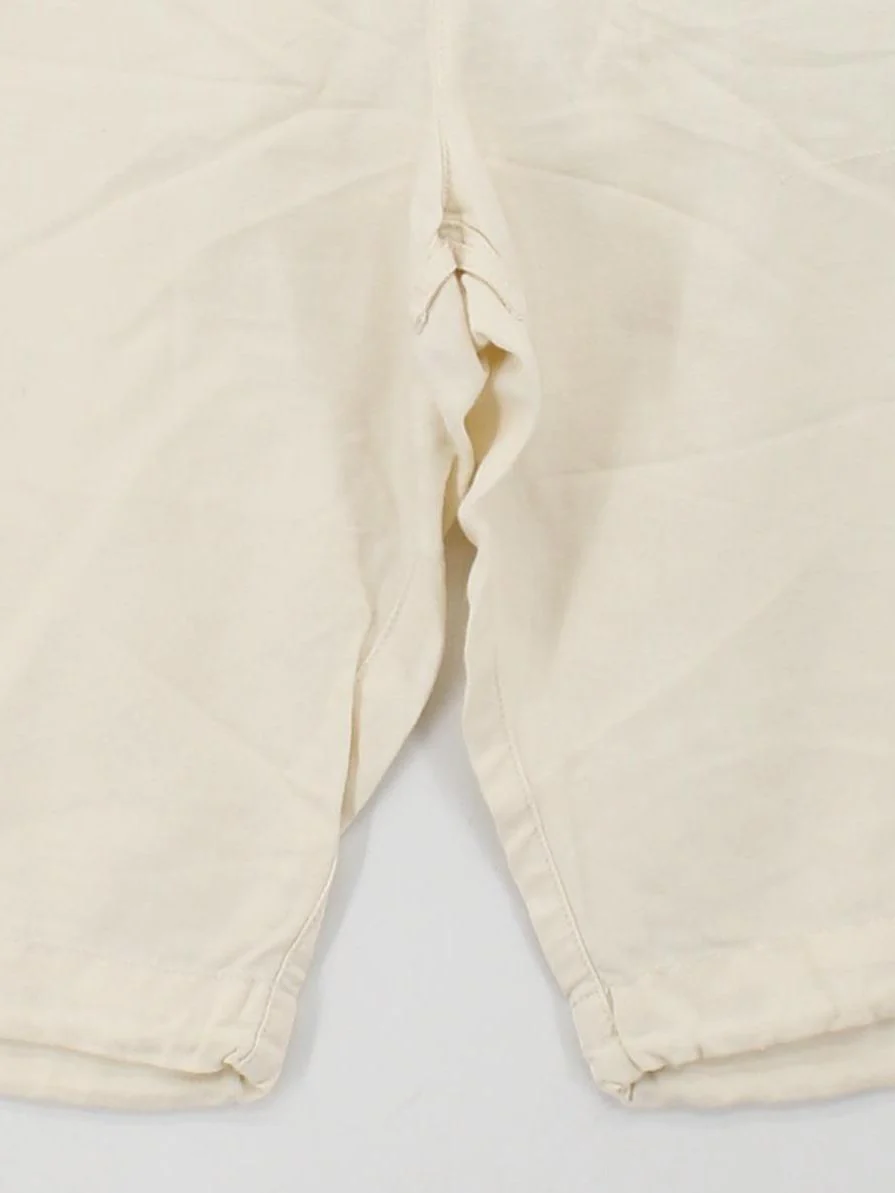 DKNY Men's Shorts W 36 in Cream Linen with Cotton Cargo - Image 4