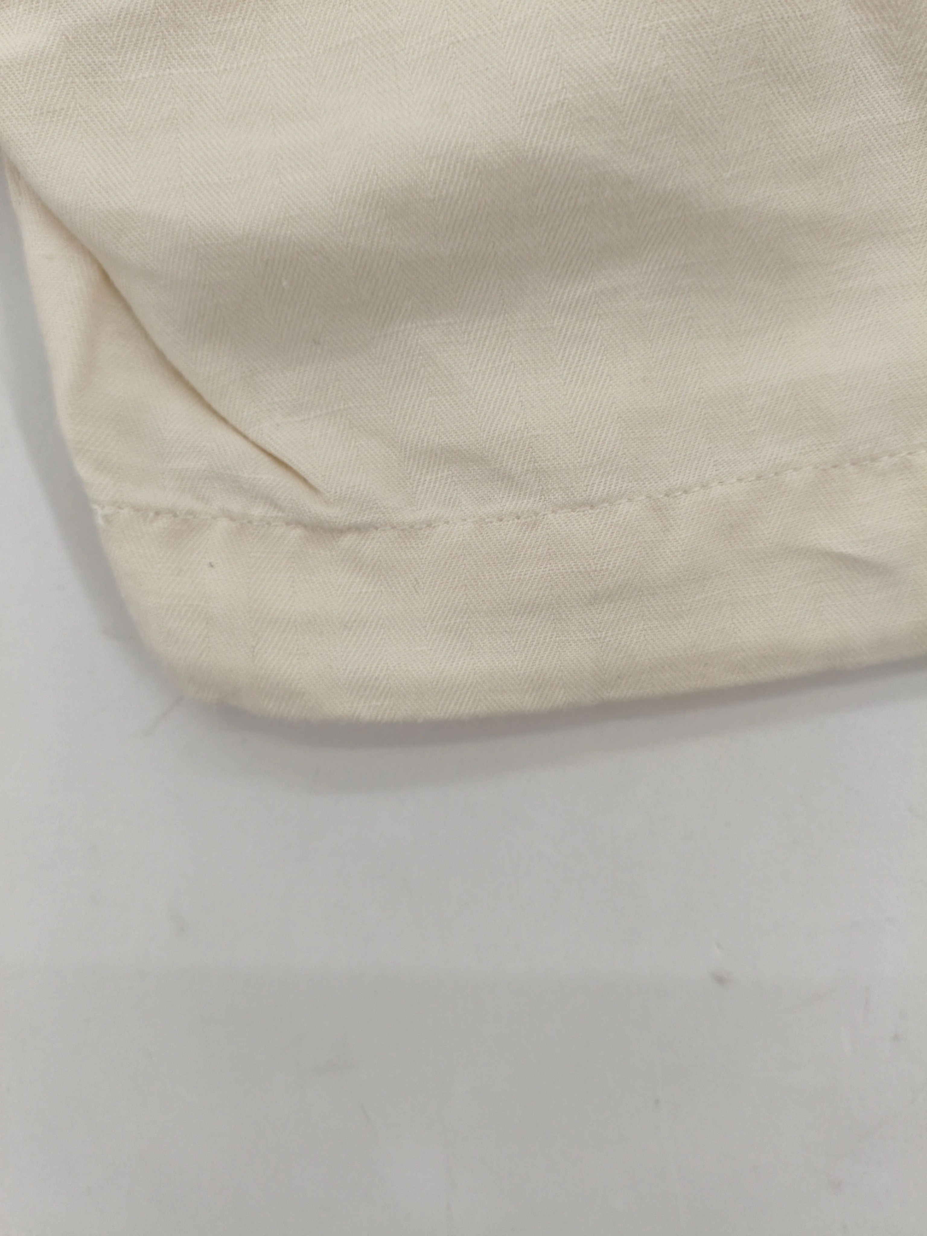 DKNY Men's Shorts W 36 in Cream Linen with Cotton Cargo - Image 6