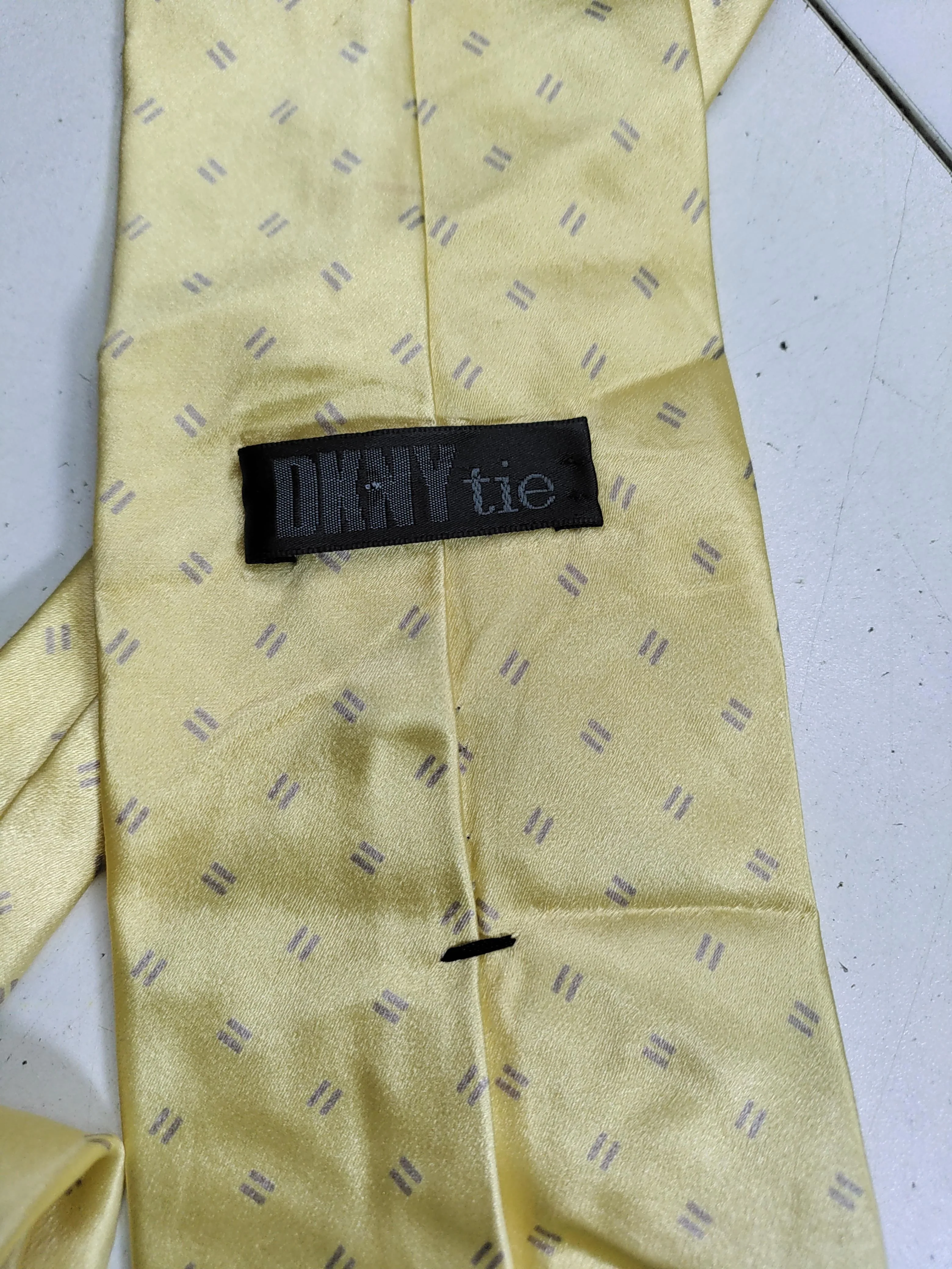 DKNY Men's Tie Yellow 100% Silk - Image 5