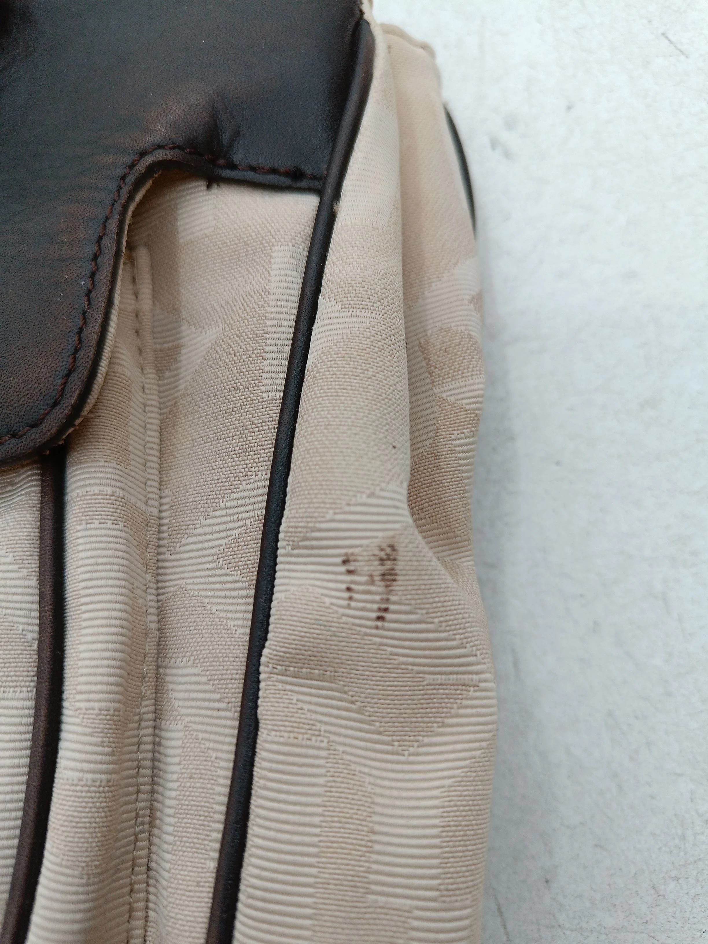 DKNY Women's Bag Cream Geometric Other with Leather Shoulder Bag - Image 6