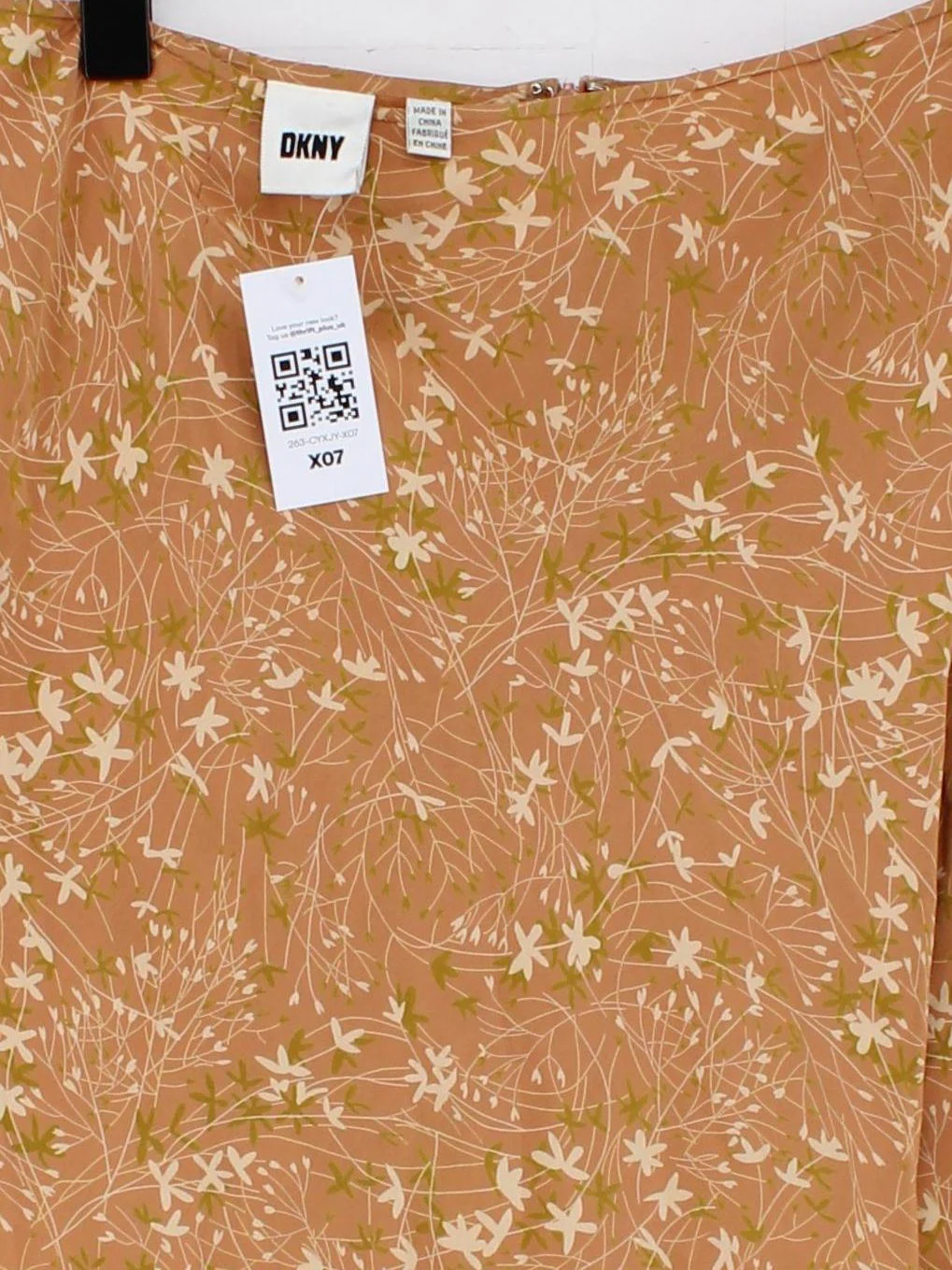 DKNY Women's Mini Skirt S Tan Floral 100% Silk Short Mini - Image 3