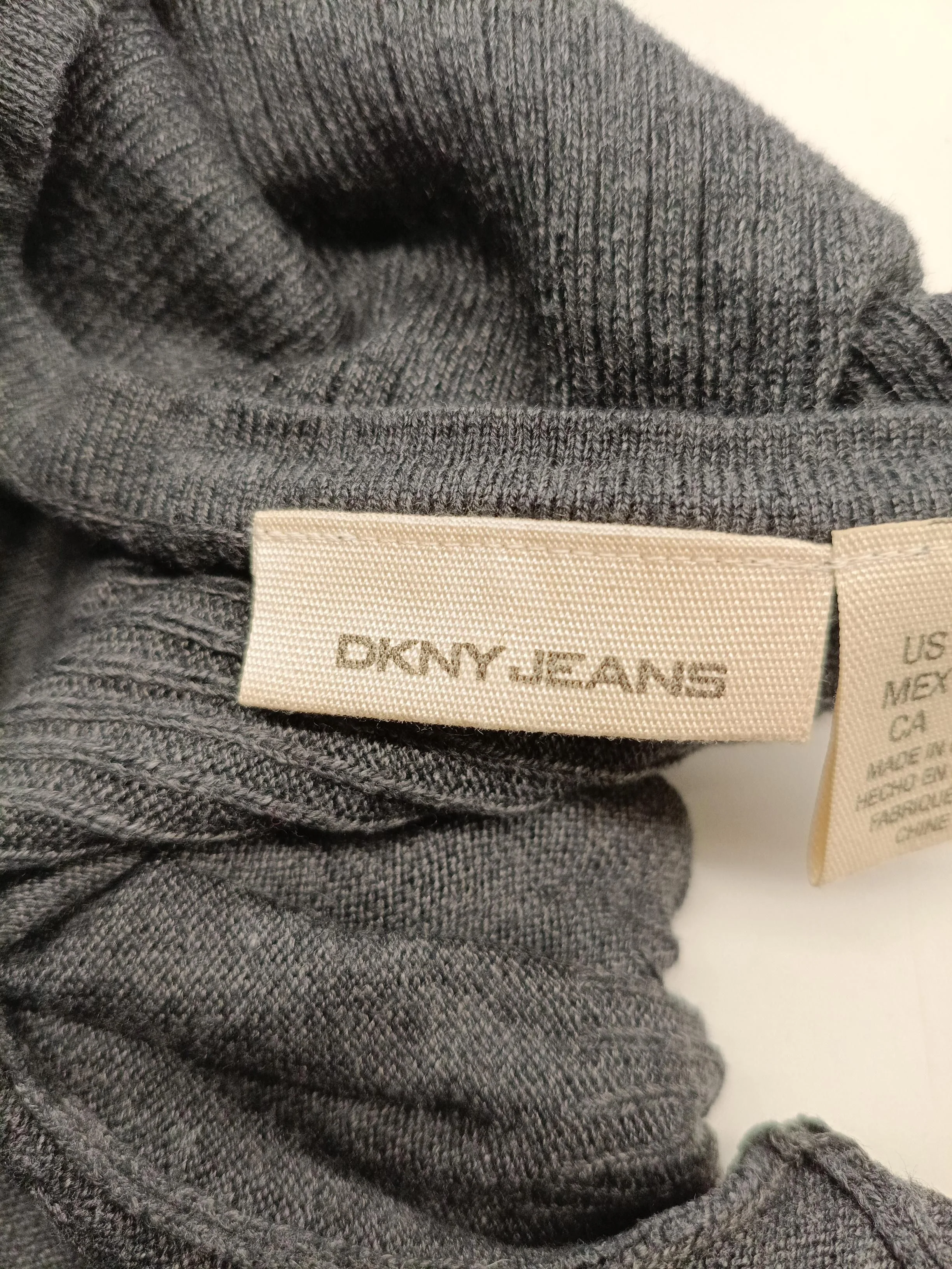 DKNY Women's Top L Grey Cotton with Acrylic Long Sleeve V-Neck Basic - Image 6