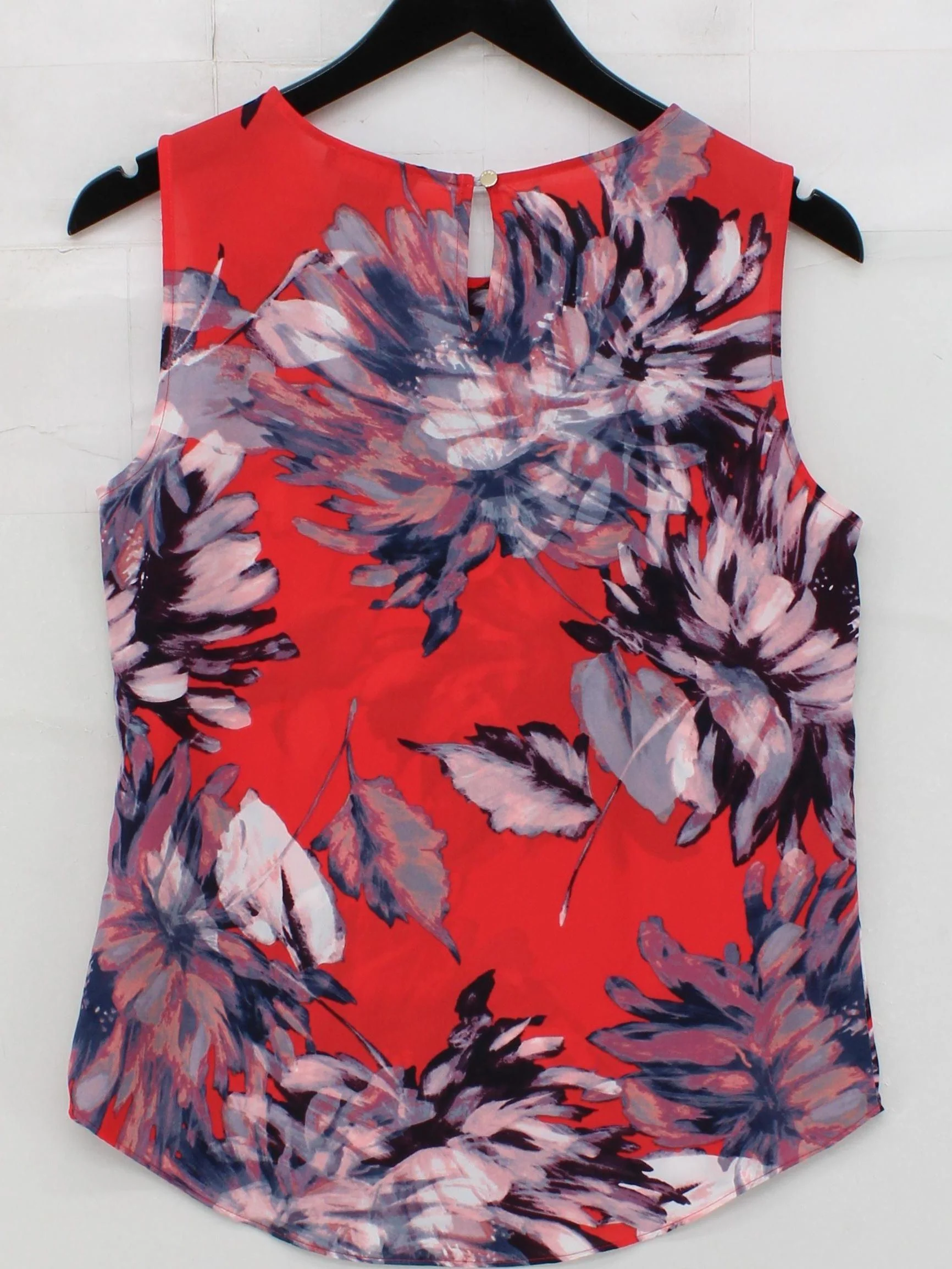 DKNY Women's Top S Red Floral 100% Polyester Sleeveless Round Neck Basic - Image 2