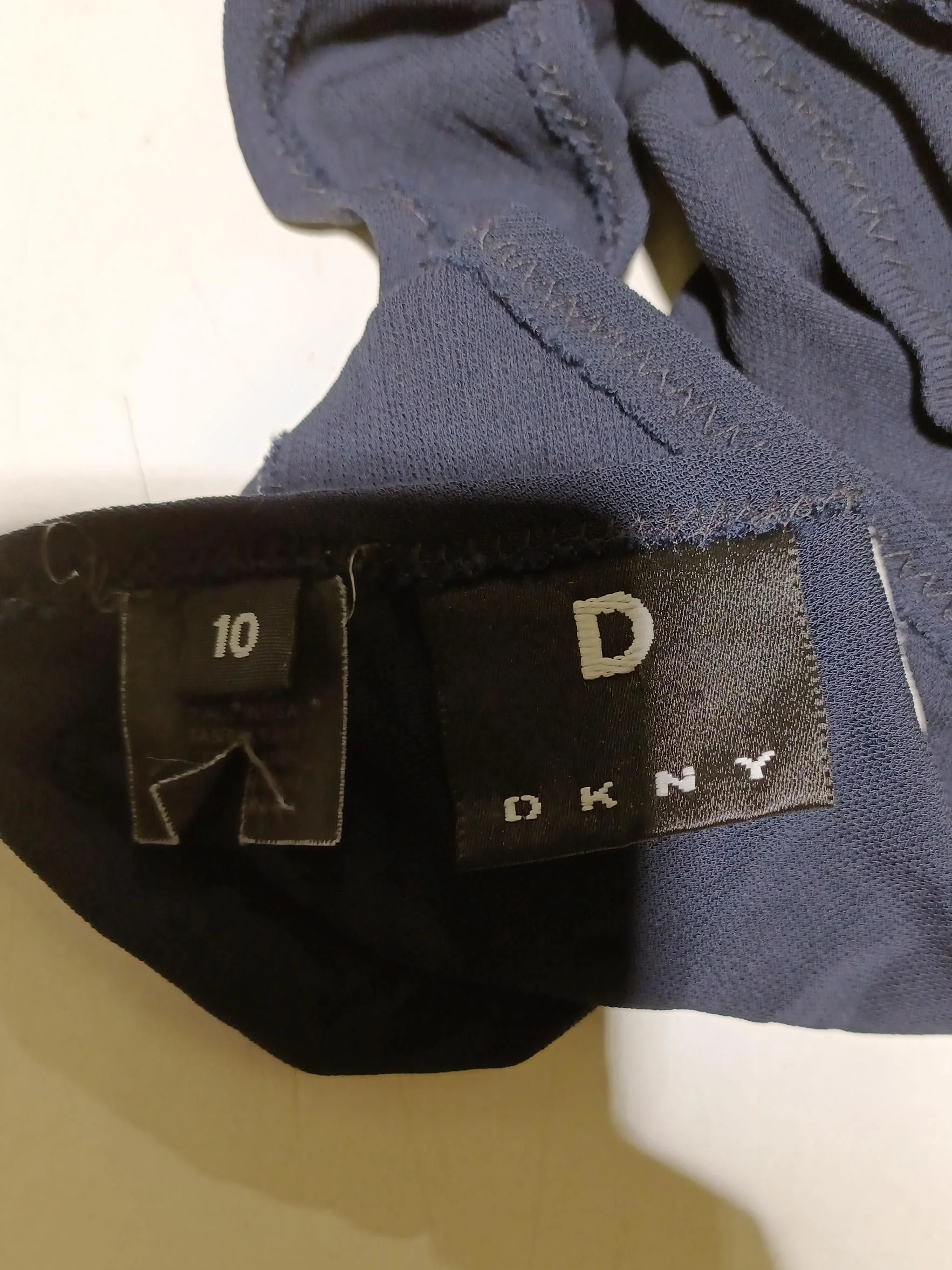 DKNY Women's Top UK 10 Black 100% Other Sleeveless V-Neck Basic - Image 5