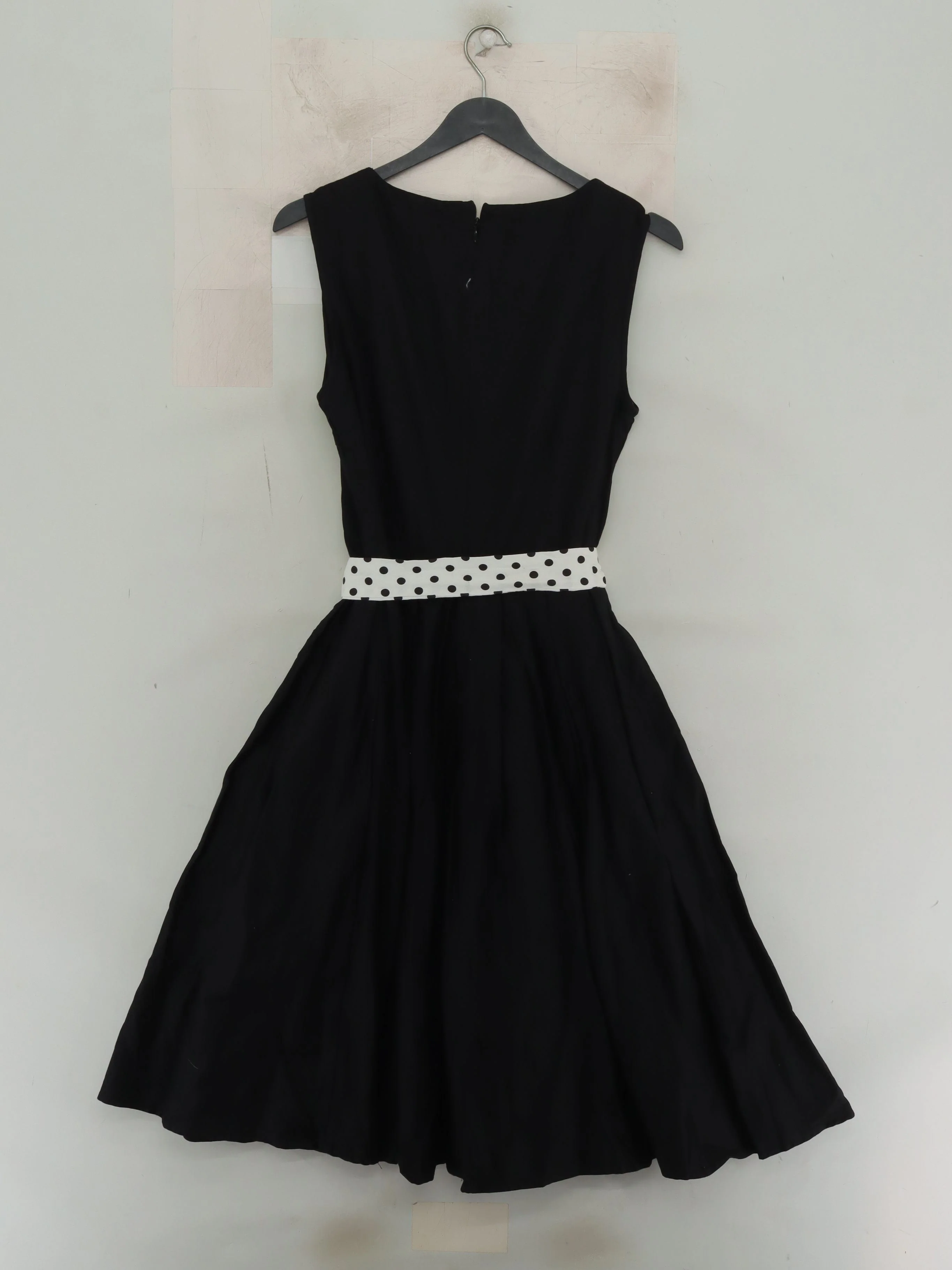 Dolly and Dotty Skater Midi Dress UK14 in Black - Image 2