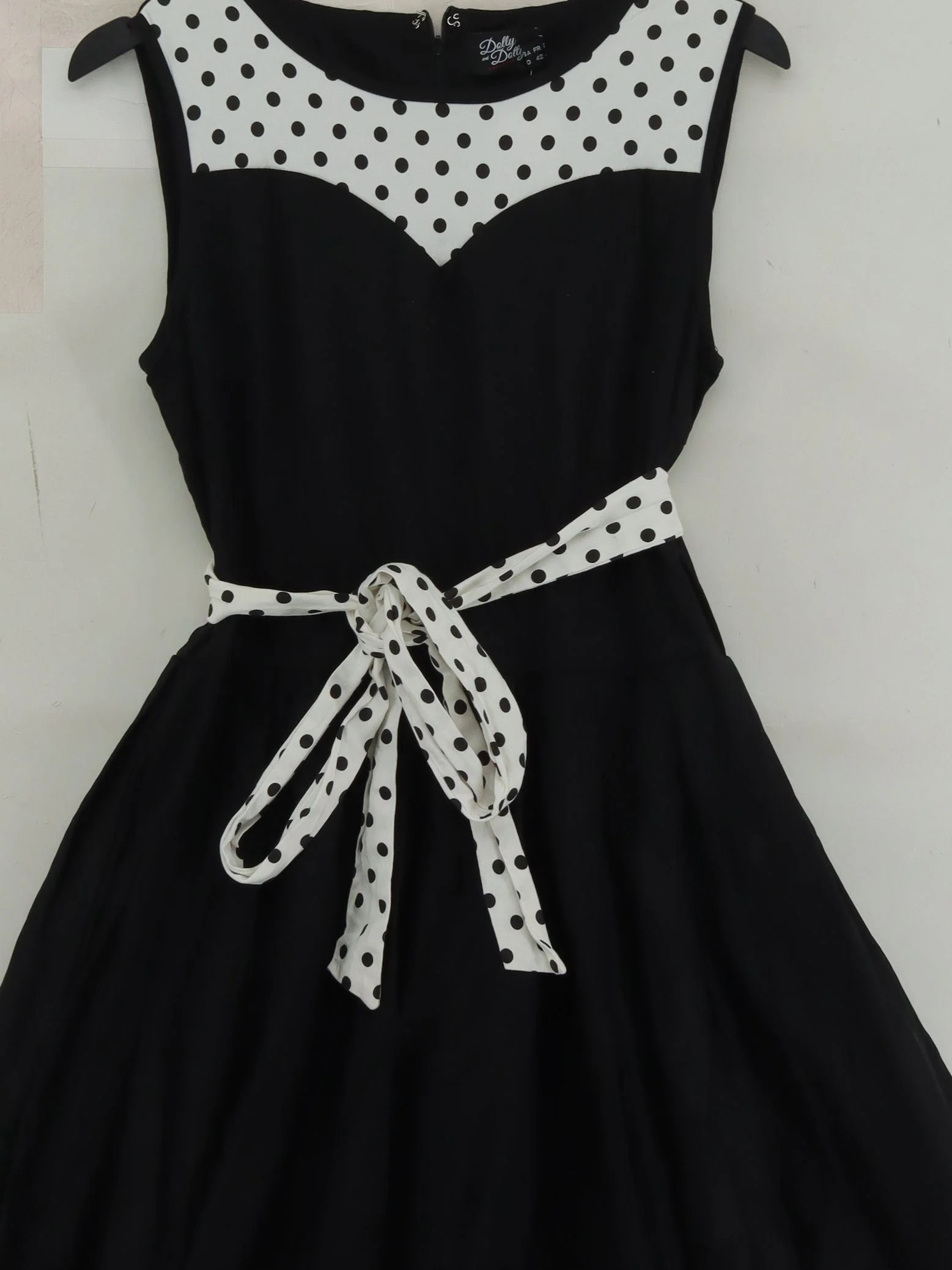 Dolly and Dotty Skater Midi Dress UK14 in Black - Image 3
