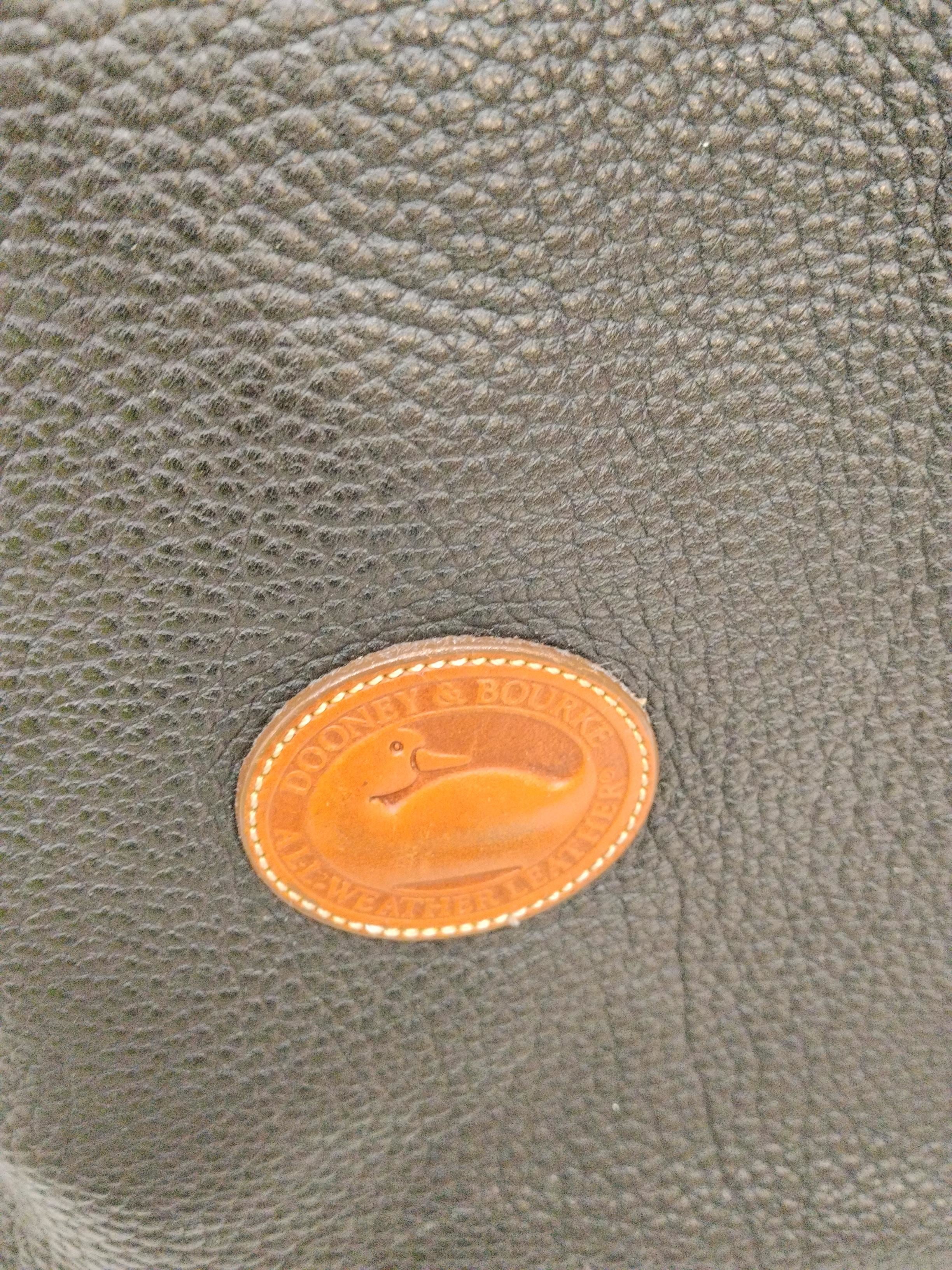 Dooney & Bourke Women's Bag Black 100% Leather Shoulder Bag - Image 3