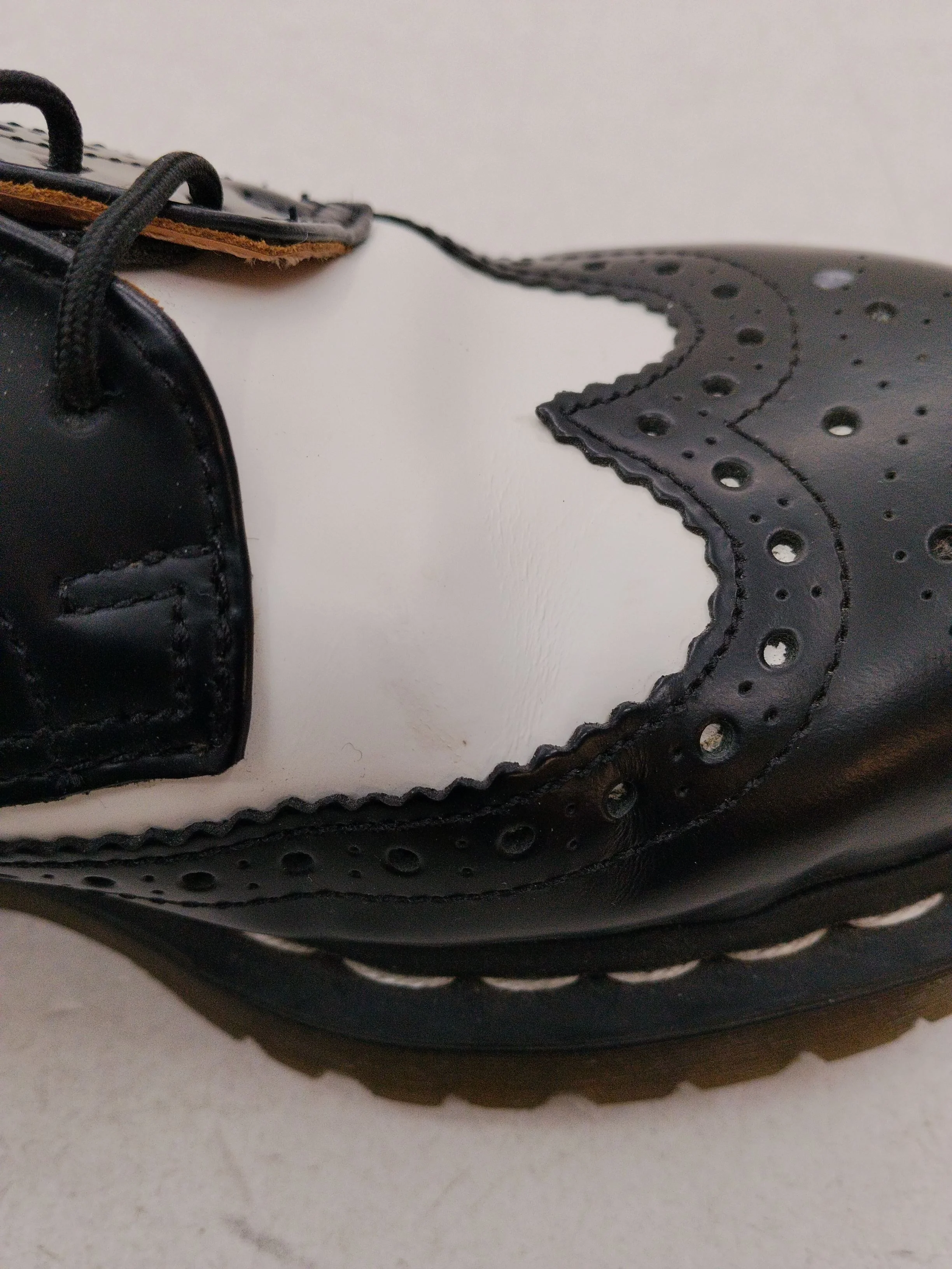 Dr. Martens Men's Formal Shoes UK 5 Multi 100% Leather Brogue - Image 8