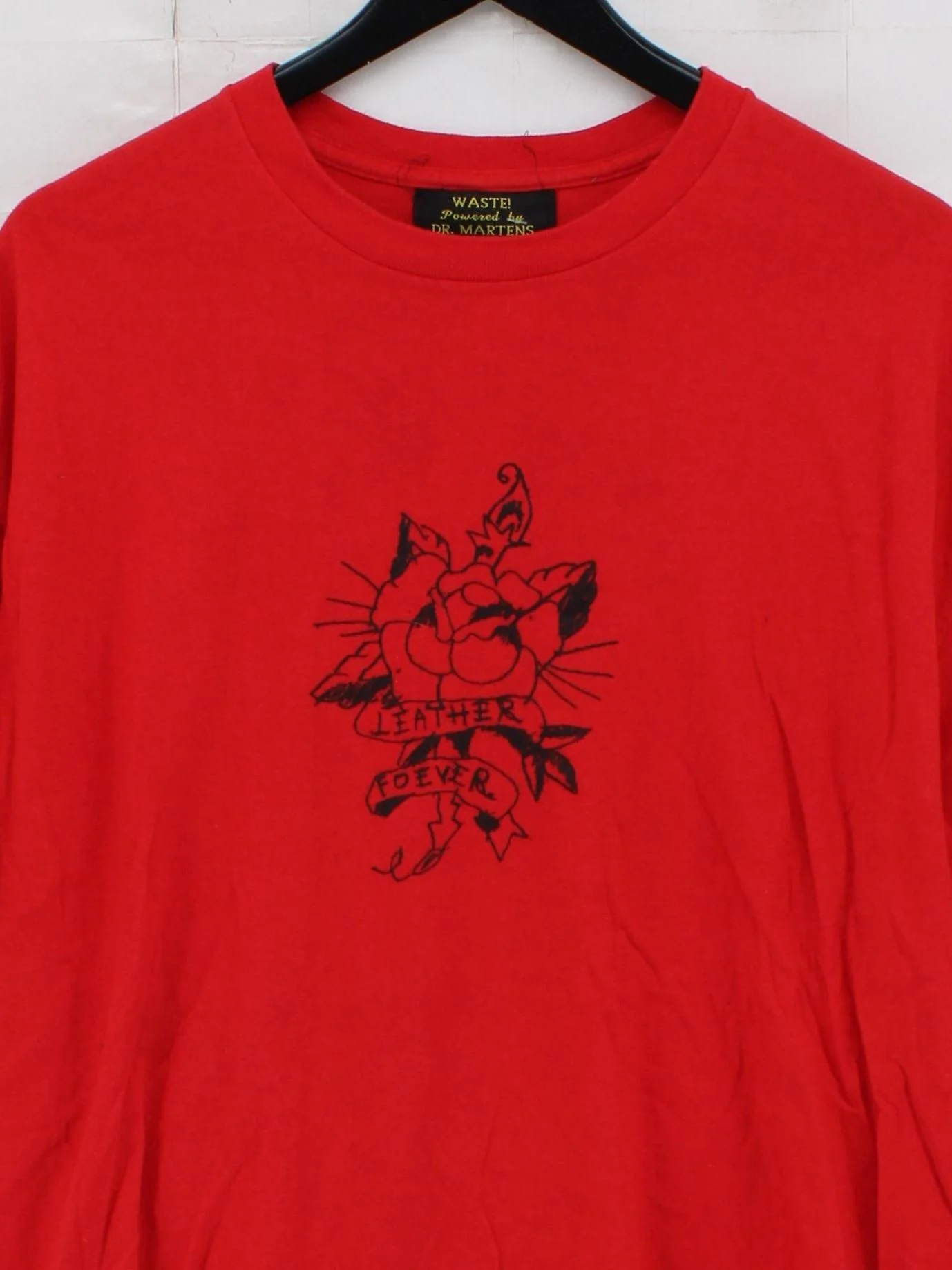 Dr. Martens Men's T-Shirt L Red Graphic 100% Cotton Basic - Image 3