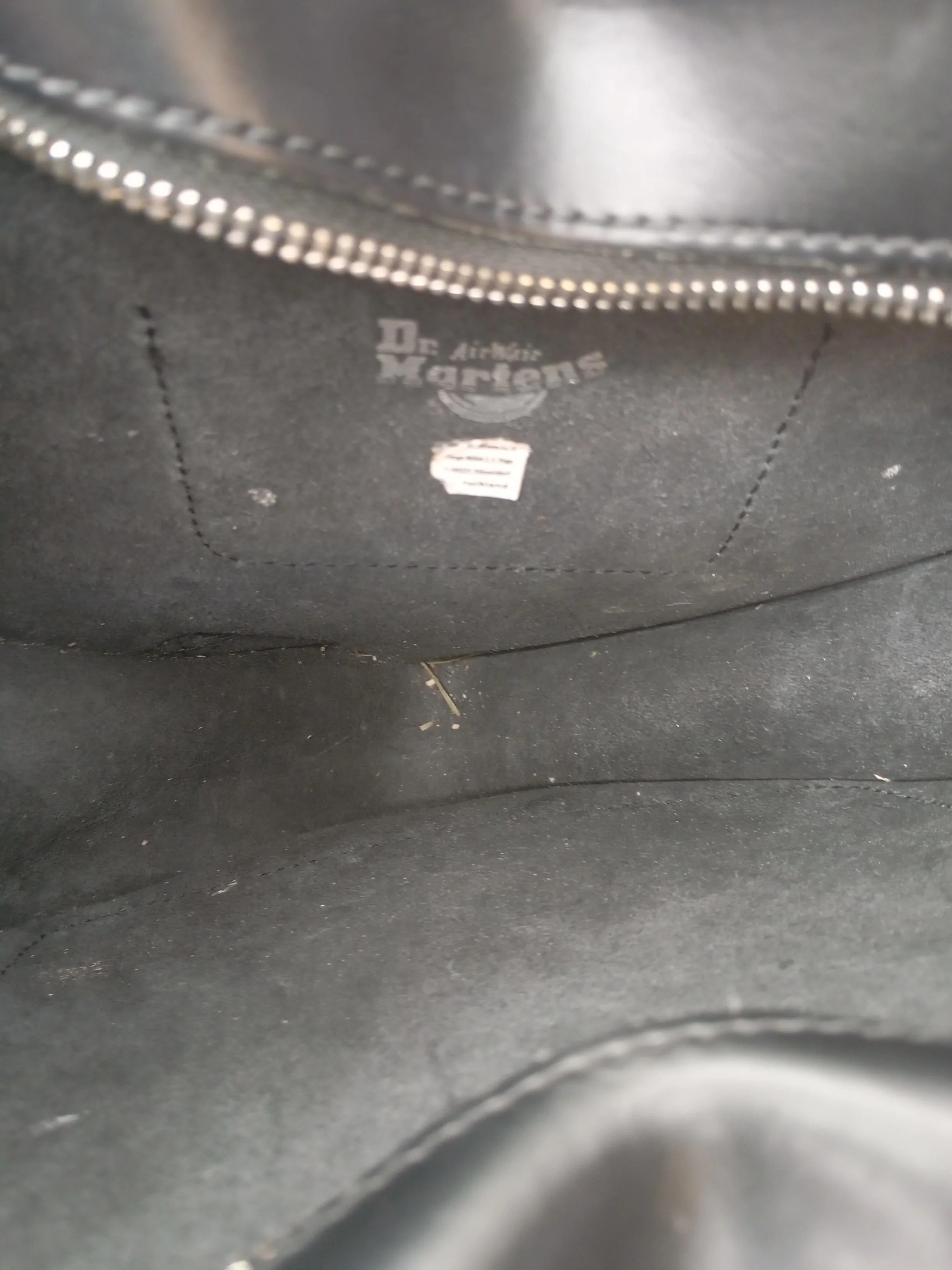 Dr. Martens Women's Bag Black 100% Leather Crossbody - Image 4