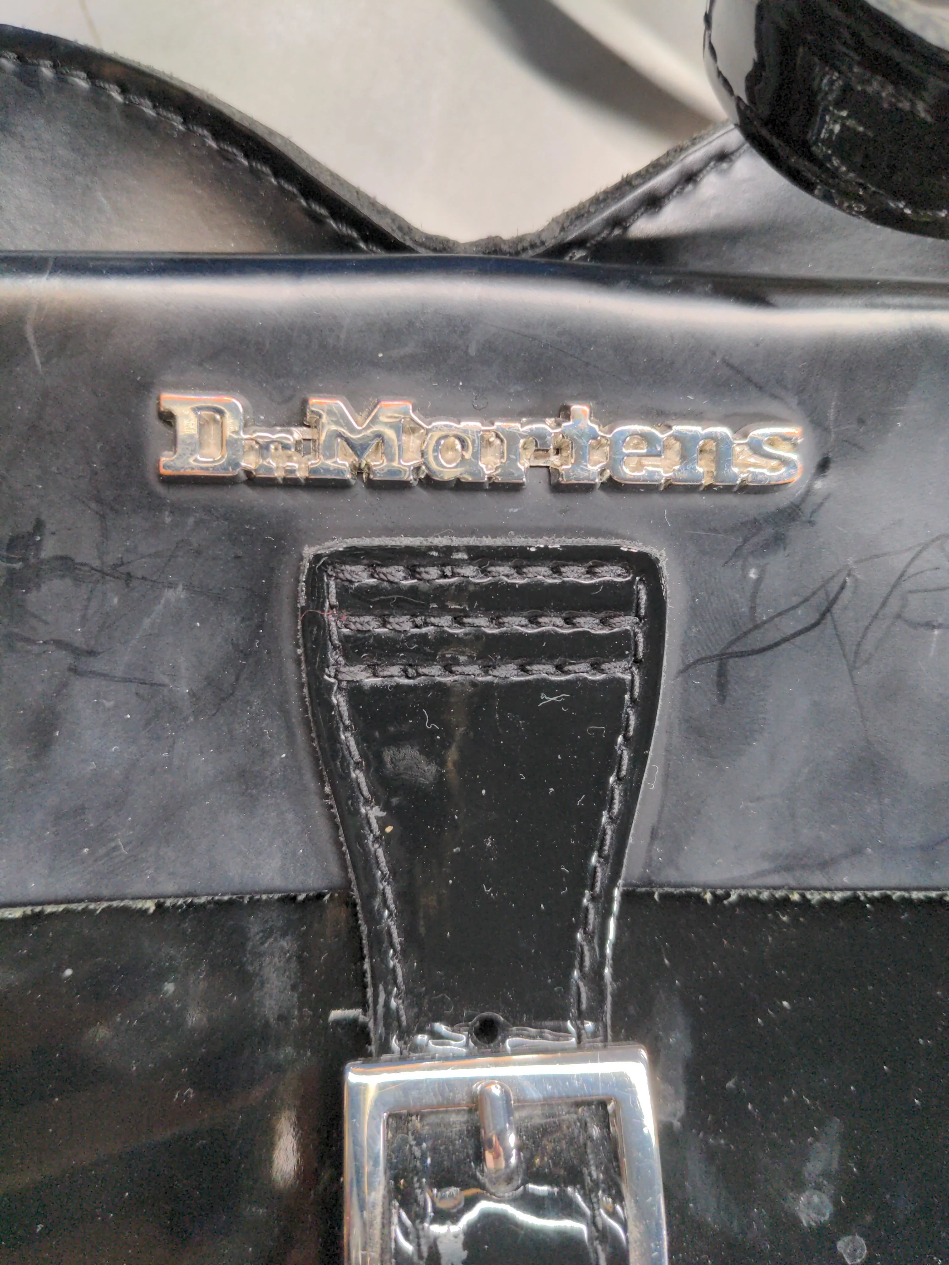Dr. Martens Women's Bag Black 100% Leather Crossbody - Image 6