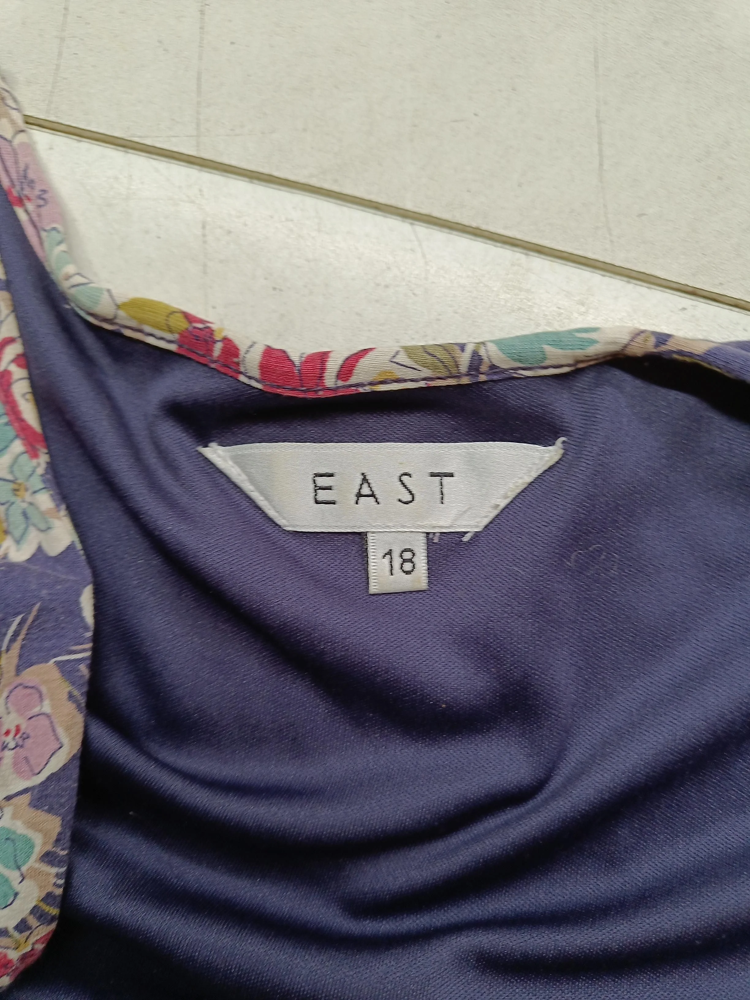 East Wrap Midi Dress UK18 in Blue - Image 5