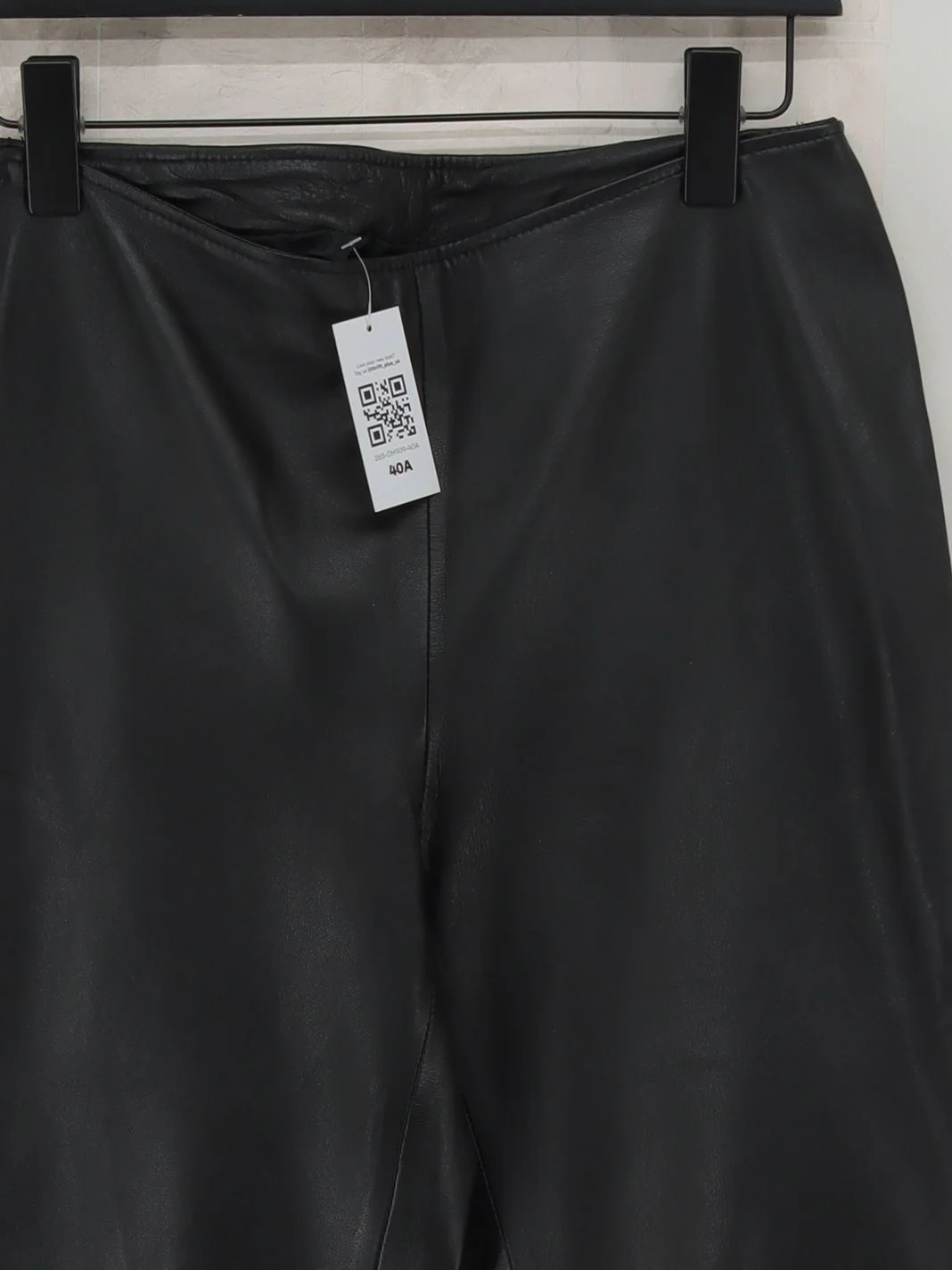 Echtes Leder Women's Trousers W 28 in Black Leather with Polyester Flared Chino - Image 3