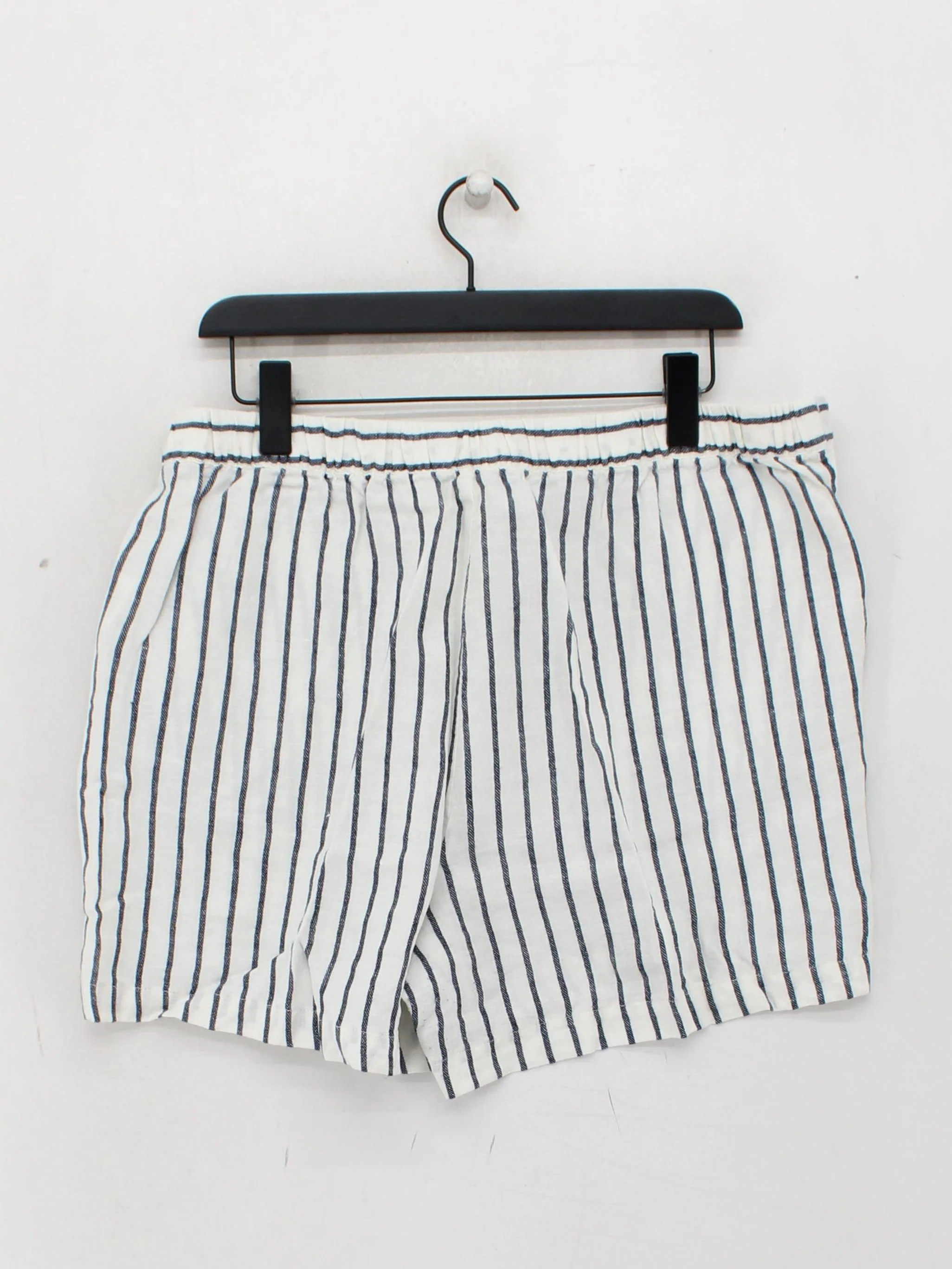 Ellen Tracy Women's Shorts XL White Striped 100% Linen Cargo - Image 2