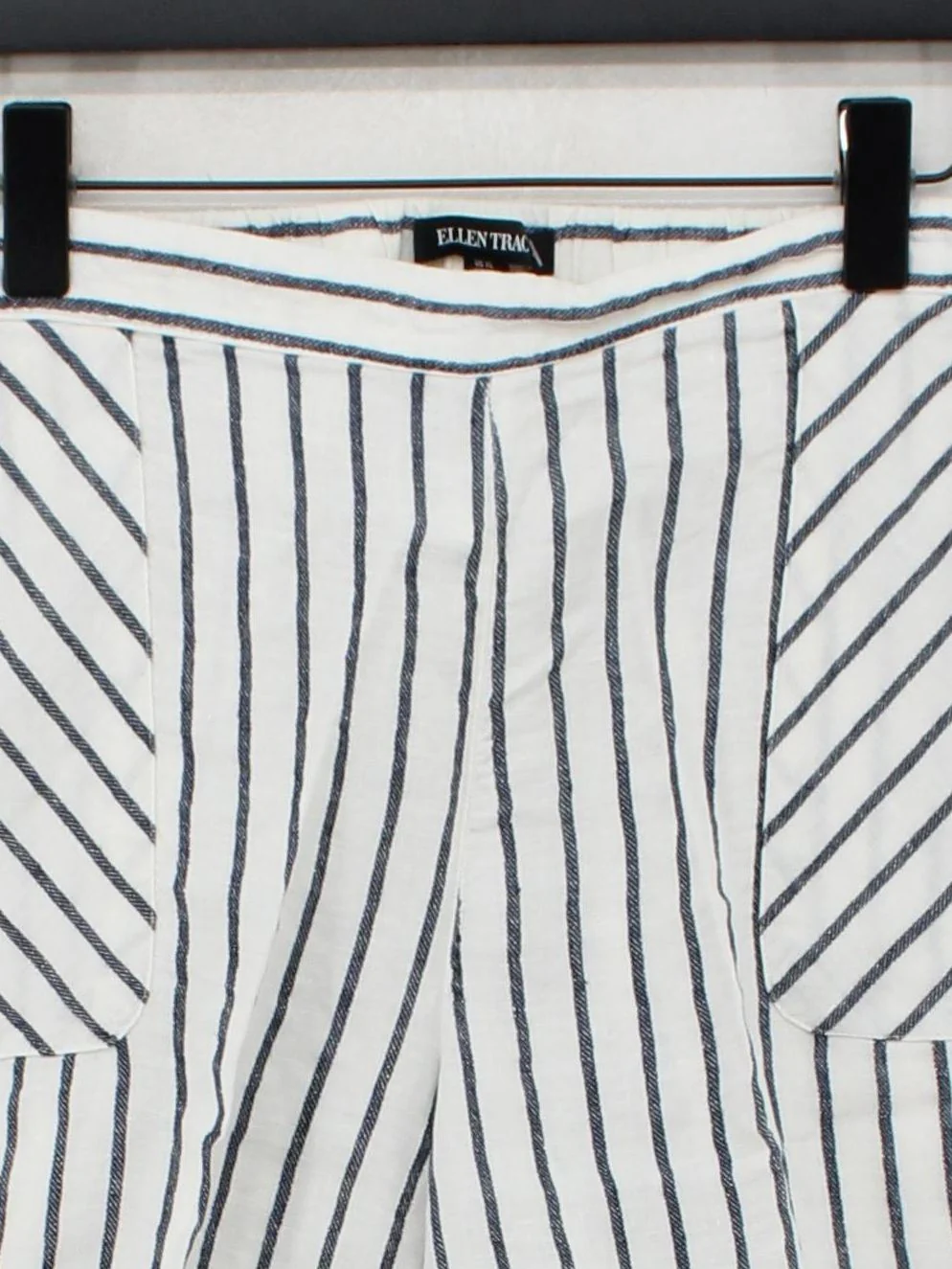 Ellen Tracy Women's Shorts XL White Striped 100% Linen Cargo - Image 3