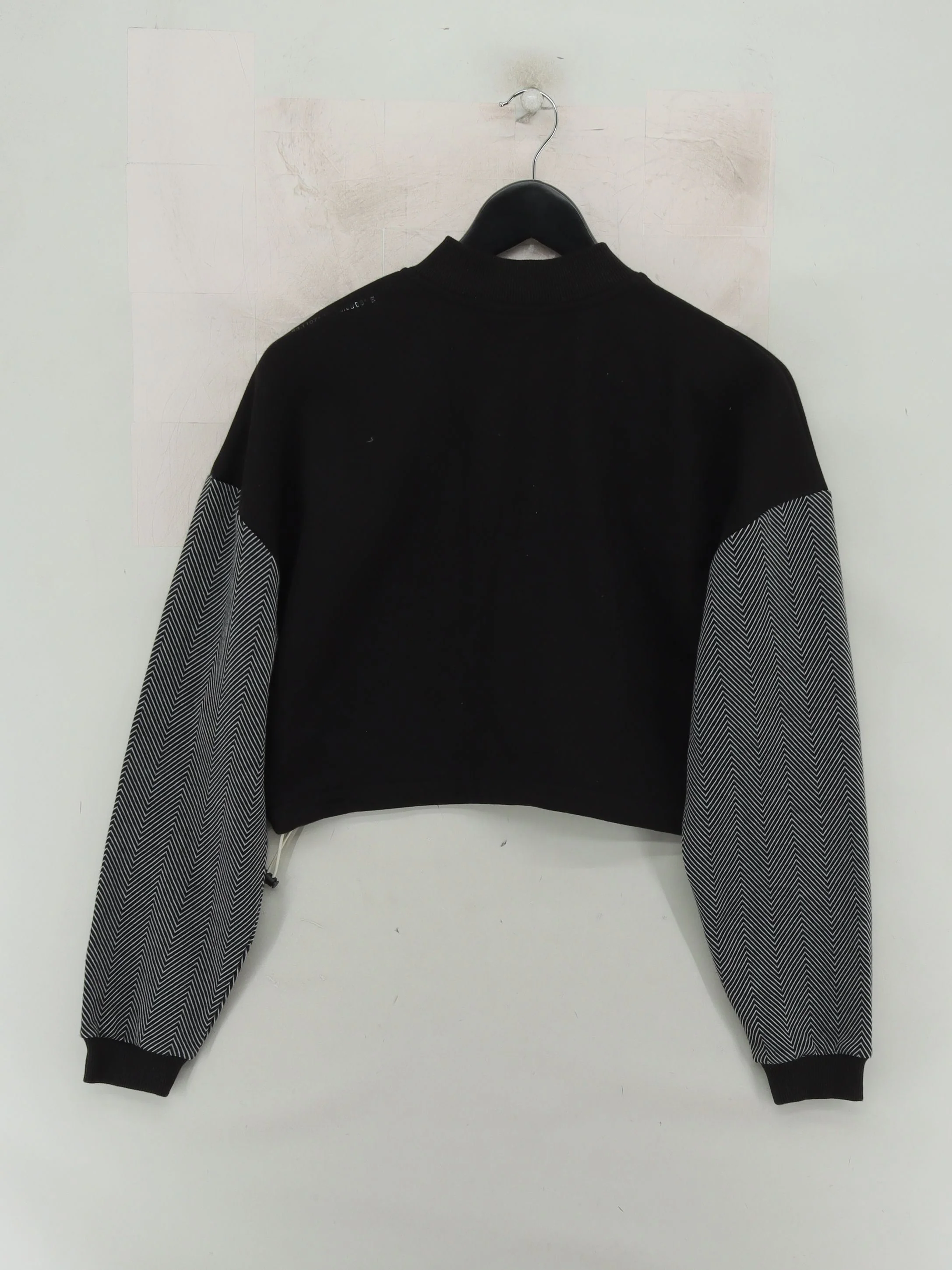 Ellesse Women's Hoodie UK 10 Black Cotton with Polyester Full Zip New with tags - Image 2