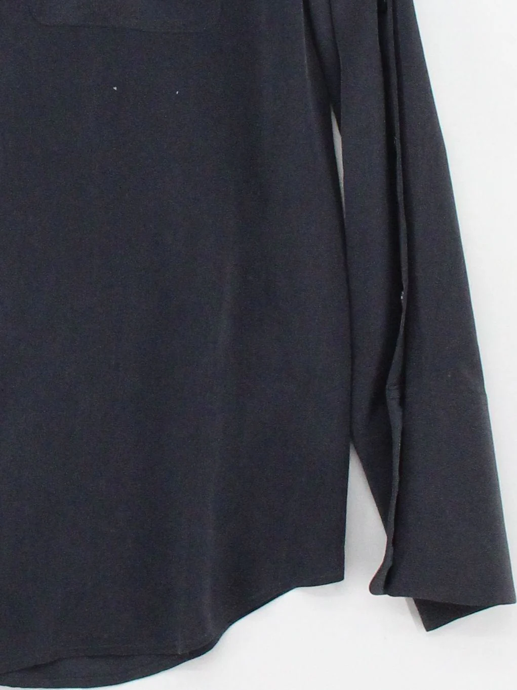 Equipment Women's Shirt M Black 100% Silk Long Sleeve Collared Basic - Image 4
