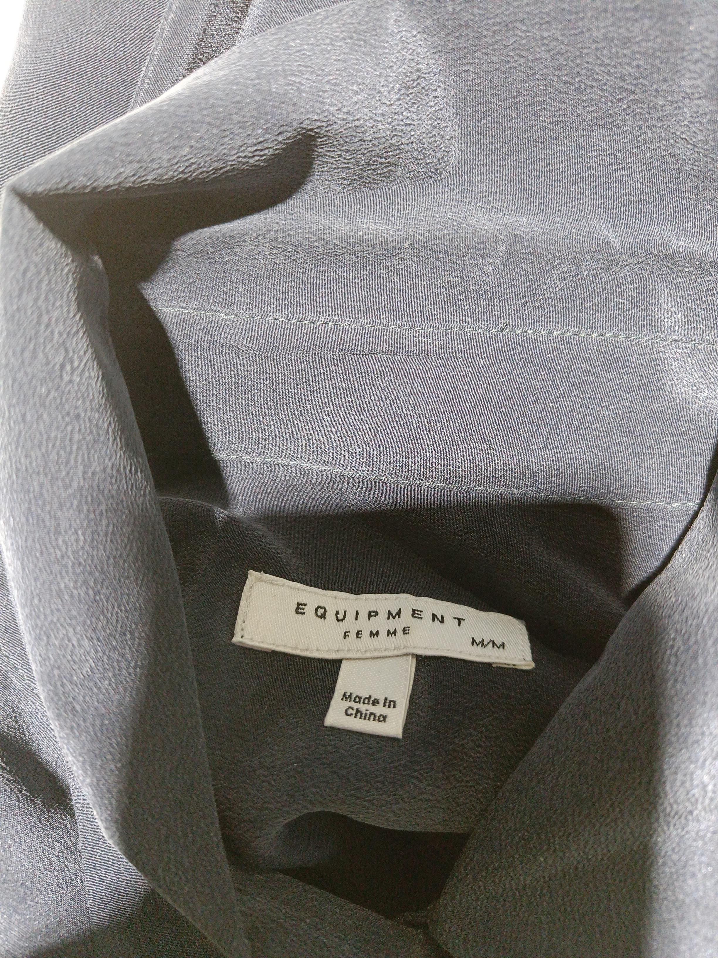 Equipment Women's Shirt M Black 100% Silk Long Sleeve Collared Basic - Image 5