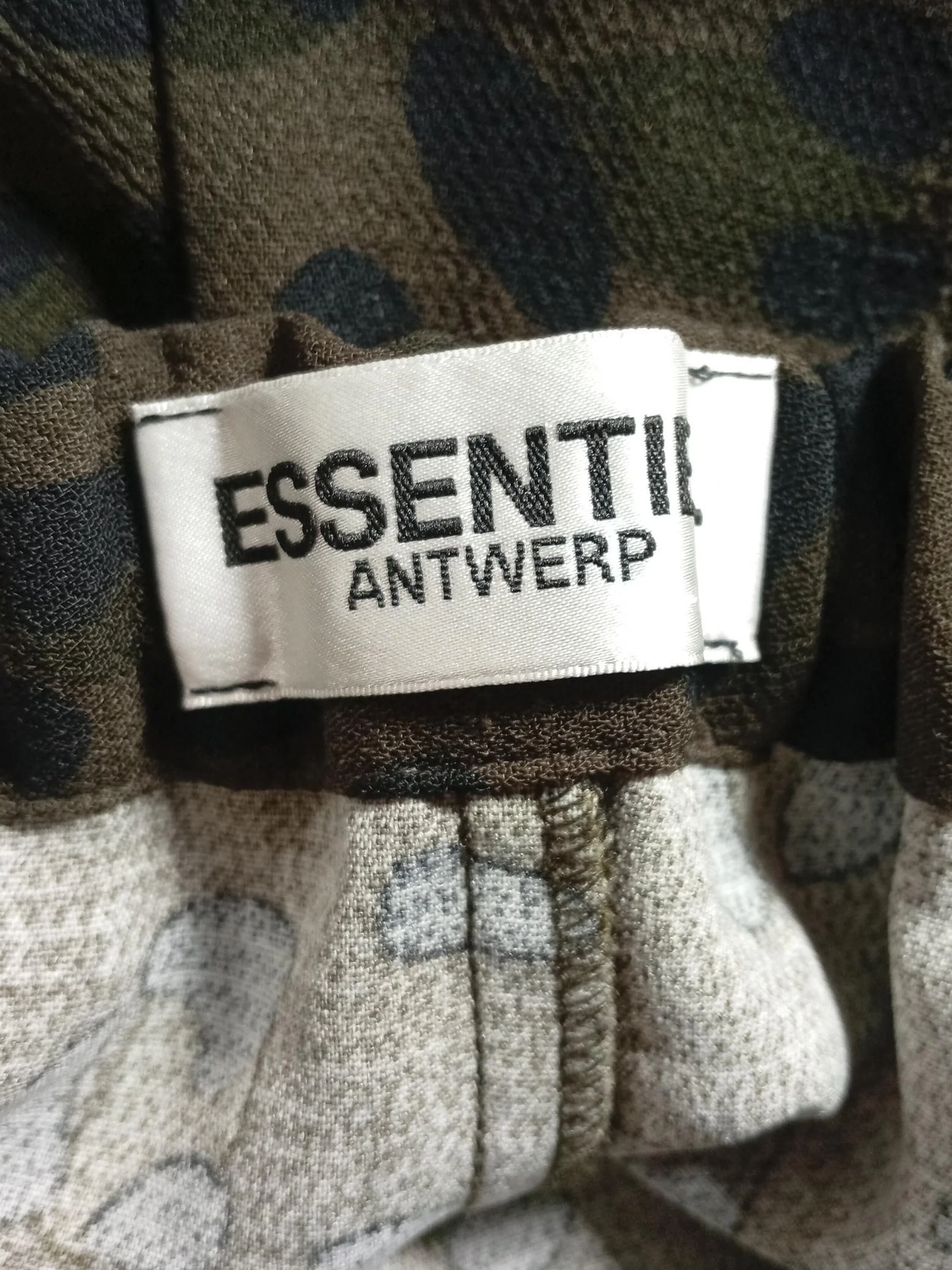Essentiel Antwerp Women's Shorts S Green Animal Print 100% Polyester Sweat - Image 5