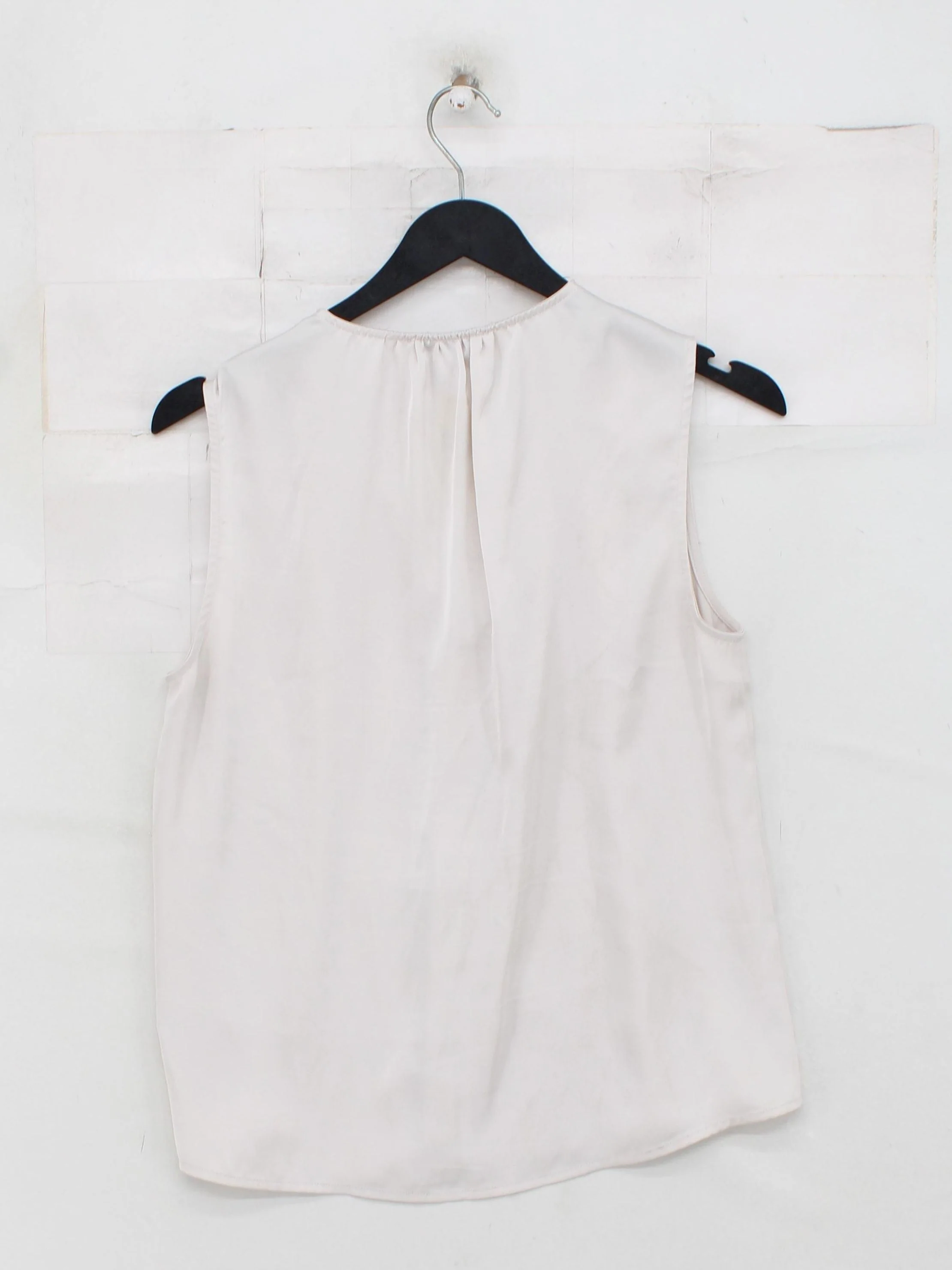 Ever Reve Women's Top M Cream 100% Polyester Sleeveless V-Neck Basic - Image 2
