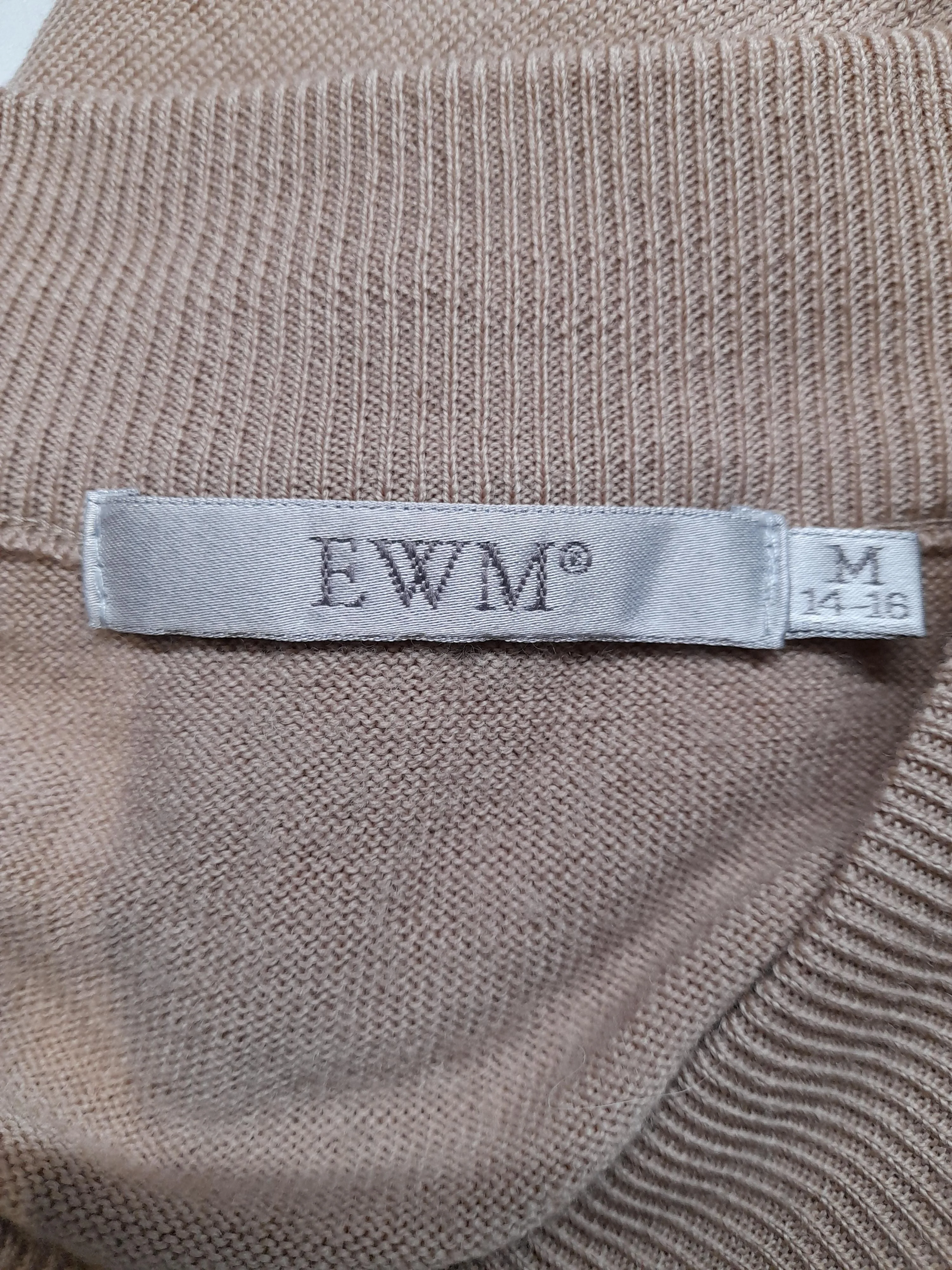 EWM Women's Jumper M Tan 100% Wool V-Neck Pullover - Image 5