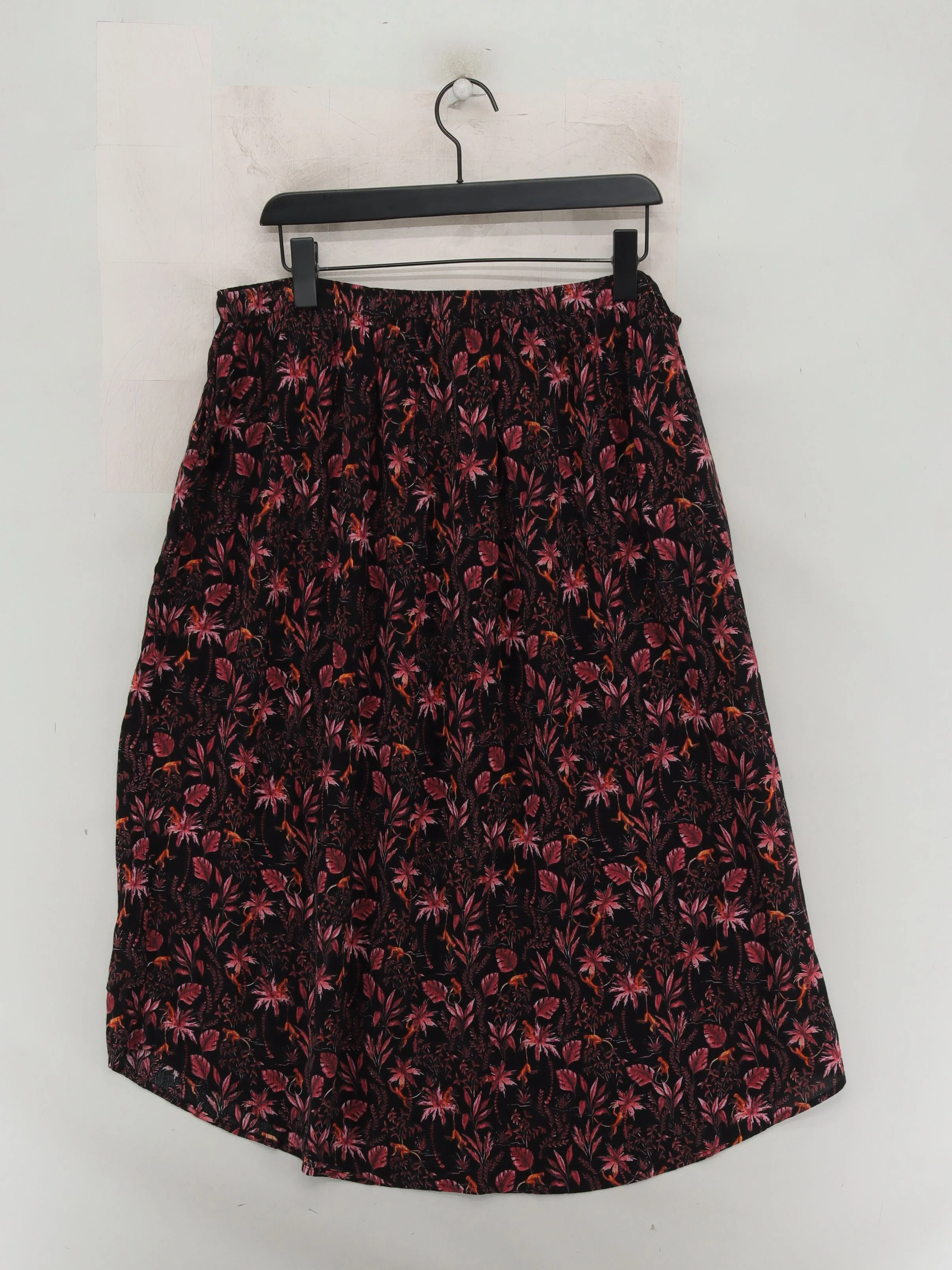 Fat Face Women's Midi Skirt L Black Floral 100% Viscose Midi A-Line - Image 2