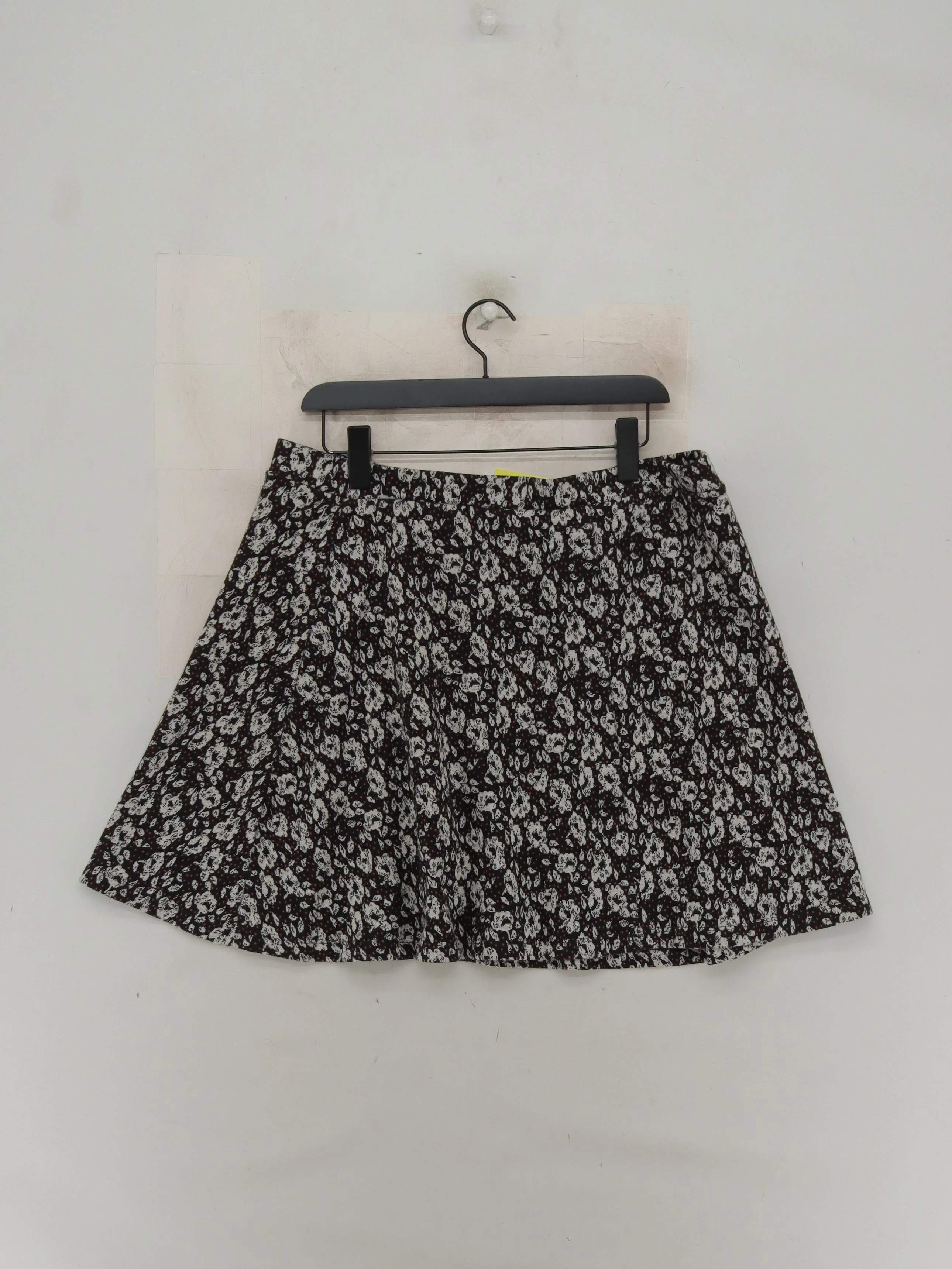 Fat Face Women's Mini Skirt UK 16 Black Floral Cotton with Elastane Short Mini - Image 2