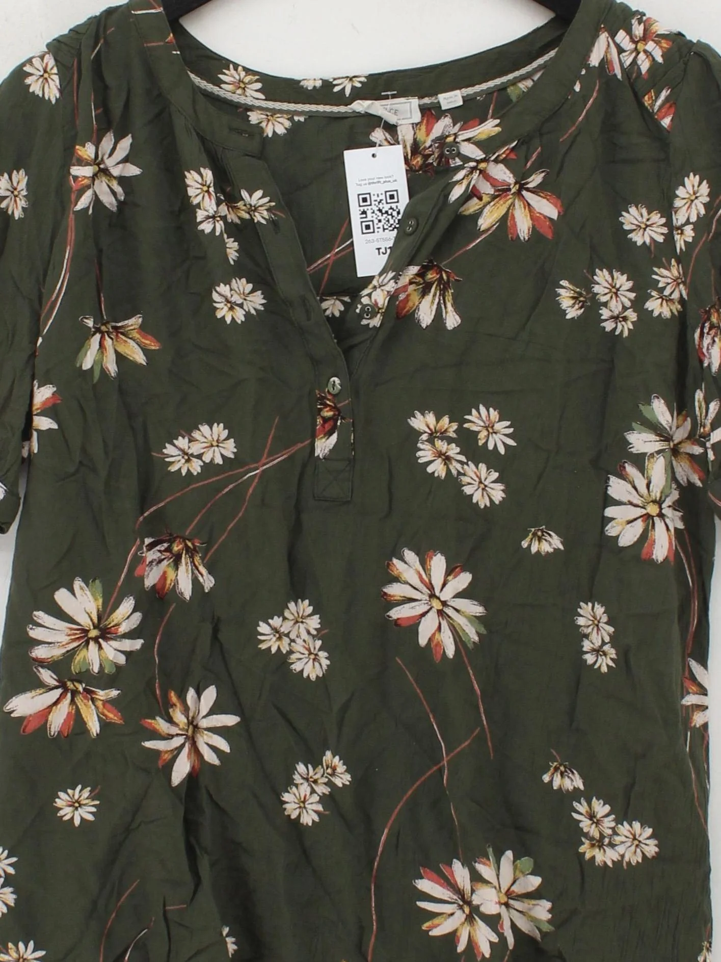 Fat Face Women's Top UK 14 Green Floral 100% Other Short Sleeve V-Neck Basic - Image 3