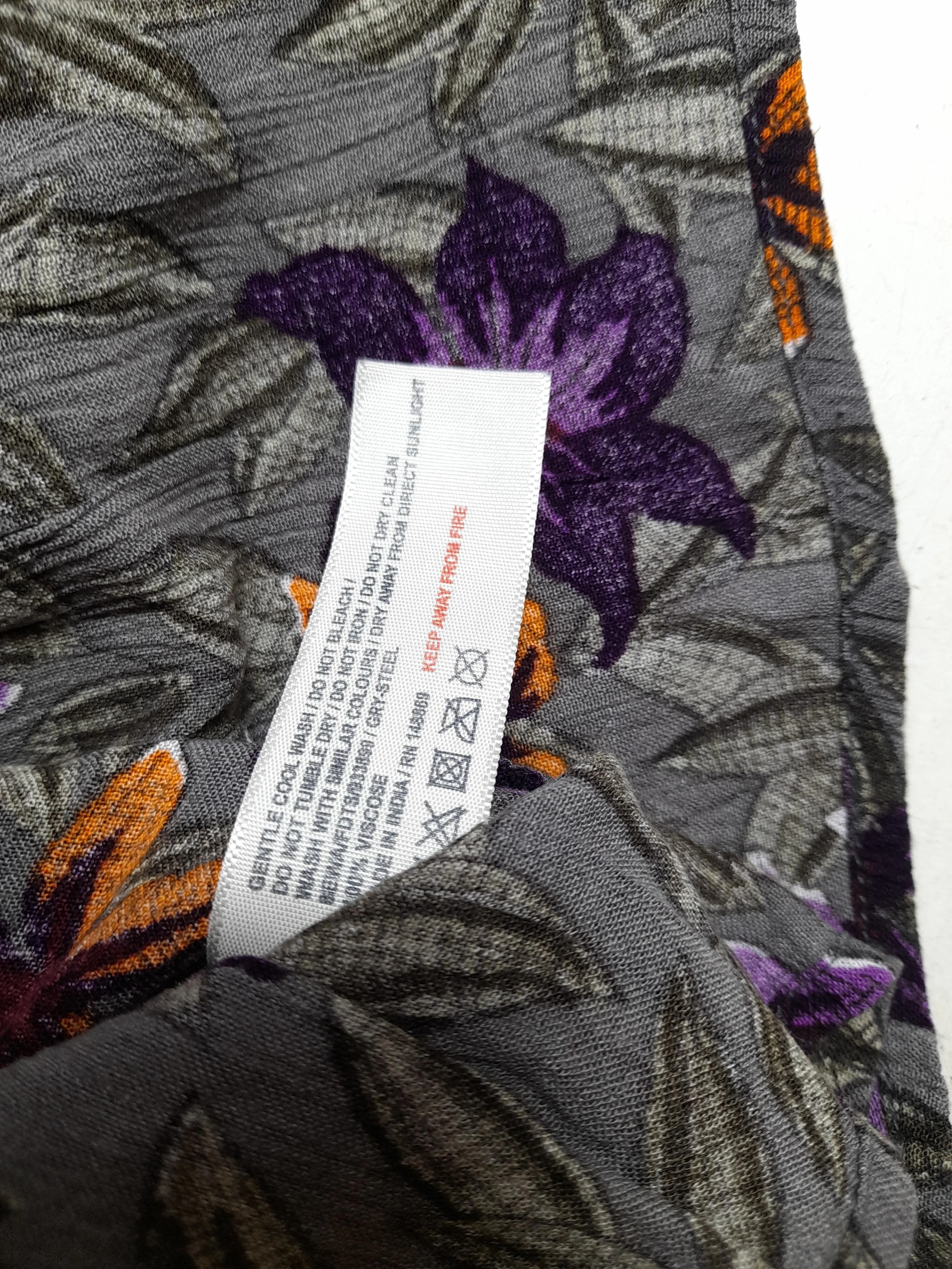 Fat Face Wrap Mini Dress S in Grey - Image 6