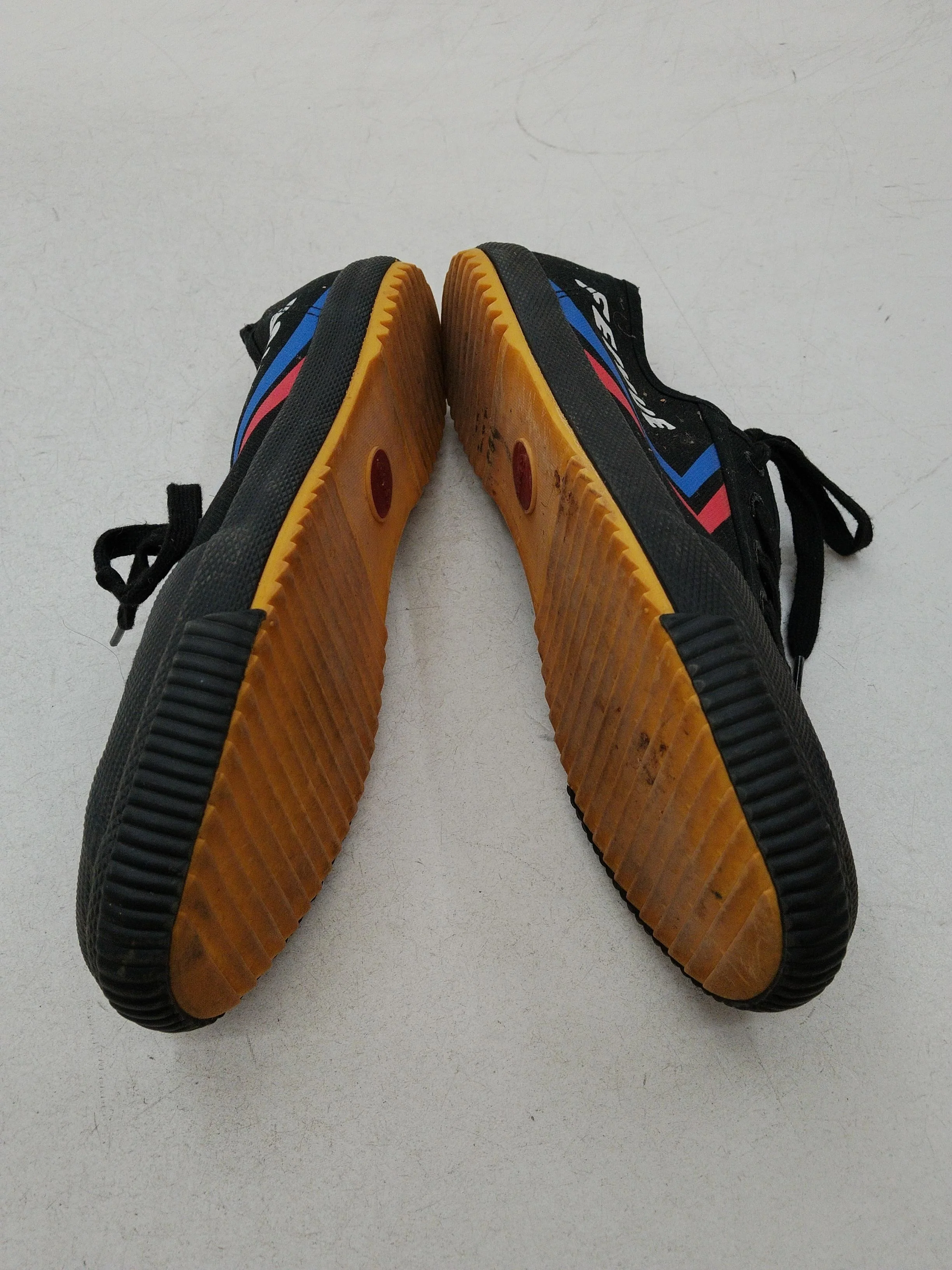 Feiyue Women's Trainers UK8 EU42 US9 in Black - Image 7