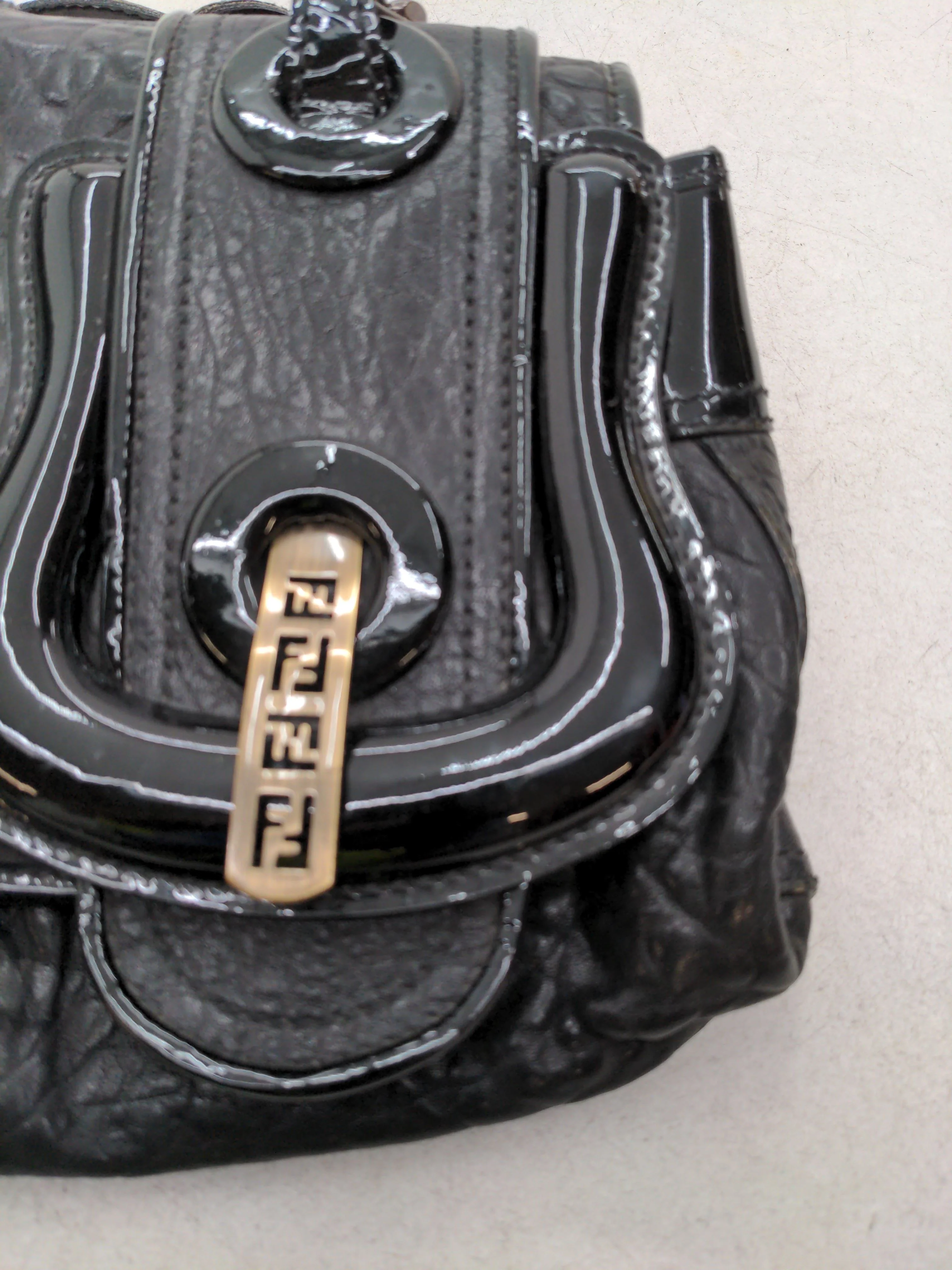 Fendi Women's Bag Black 100% Other Shoulder Bag - Image 3