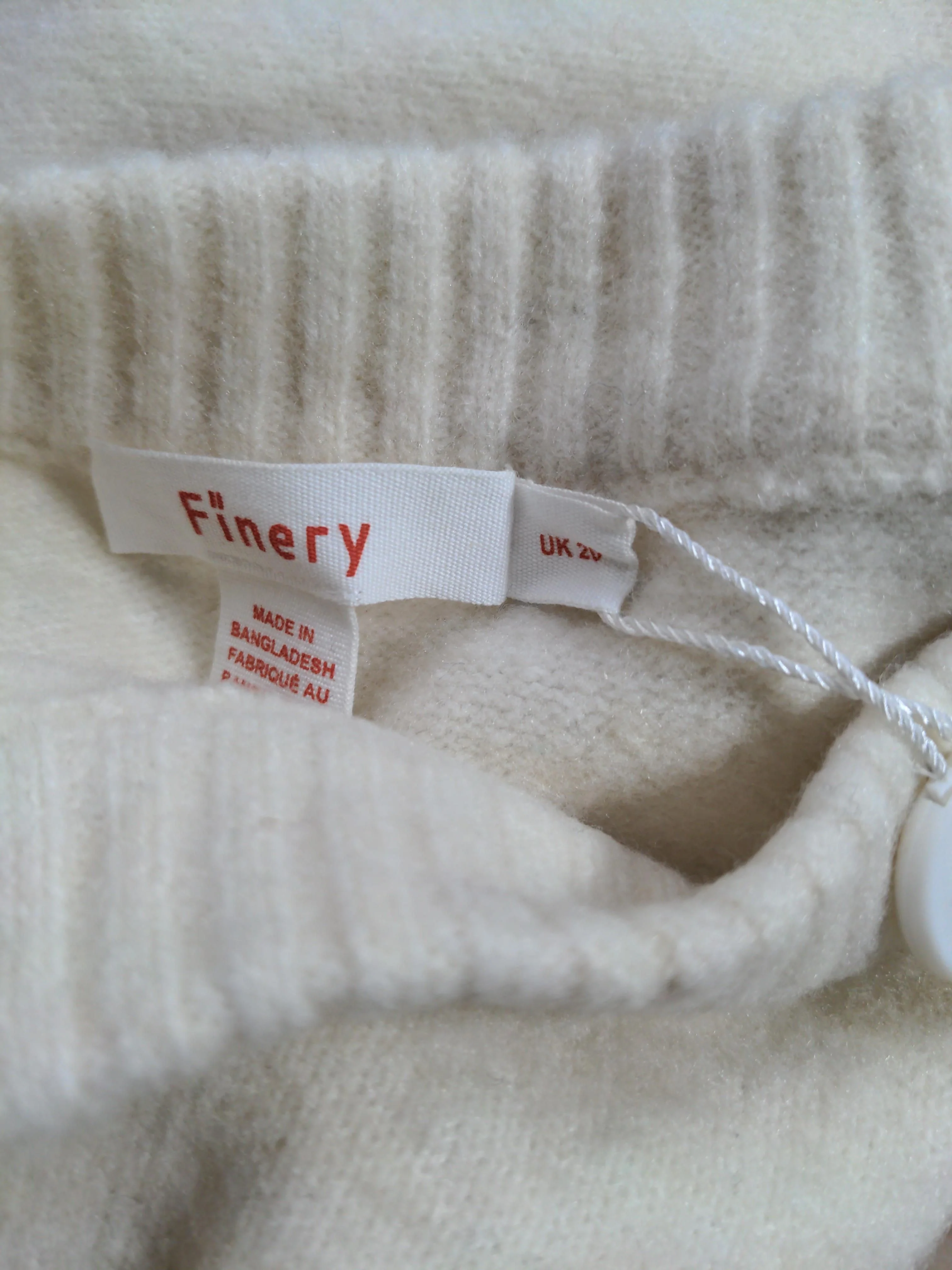 Finery Women's Jumper UK 20 Cream Acrylic with Polyester, Wool, Spandex Vest - Image 5