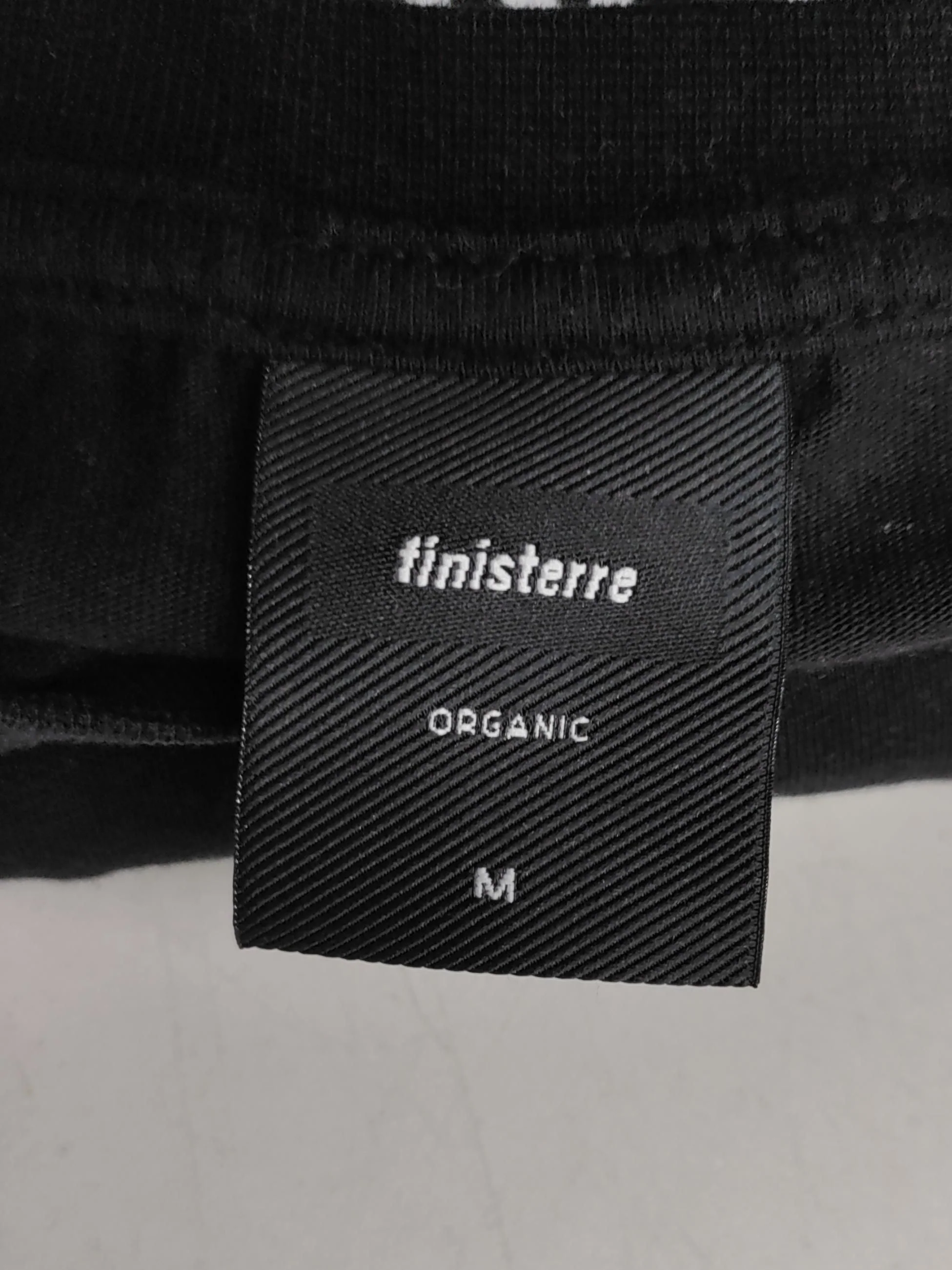 Finisterre Men's T-Shirt M Black Graphic 100% Cotton Basic - Image 5