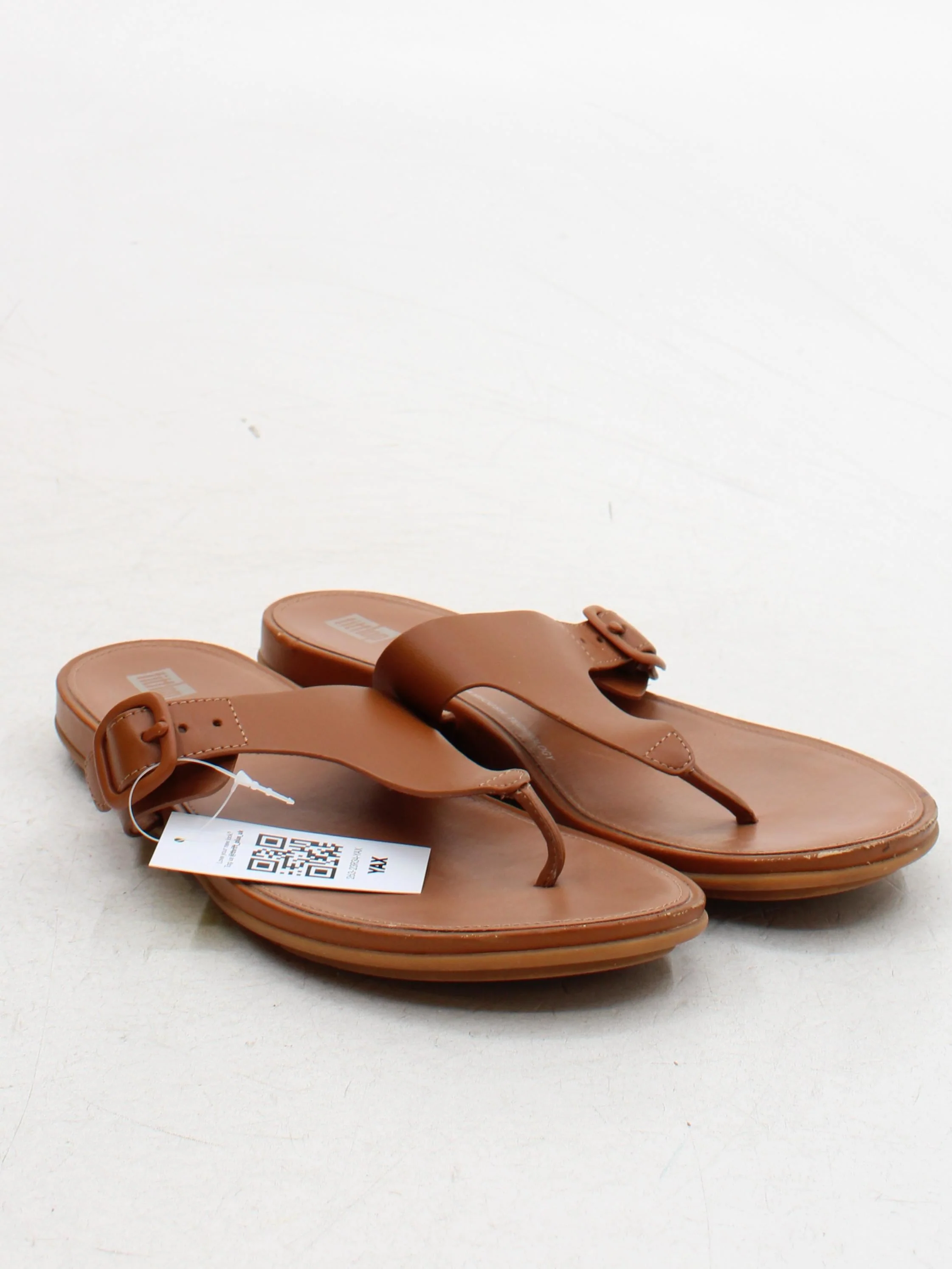 FitFlop Women's Sandals UK 9 Tan 100% Leather Flip-Flop - Image 4