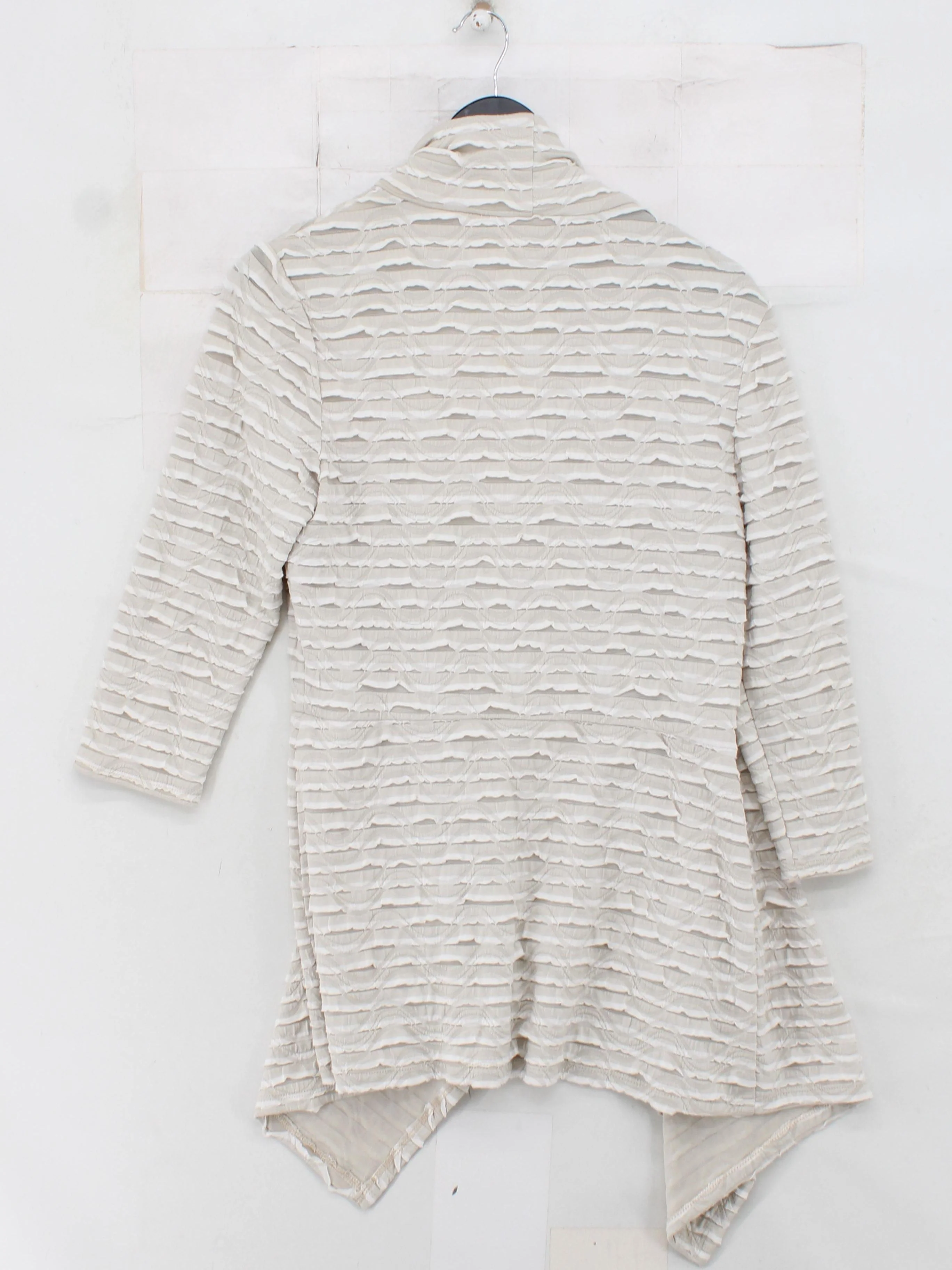 Frank Lyman Women's Cardigan M Cream 100% Other V-Neck Cardigan - Image 2
