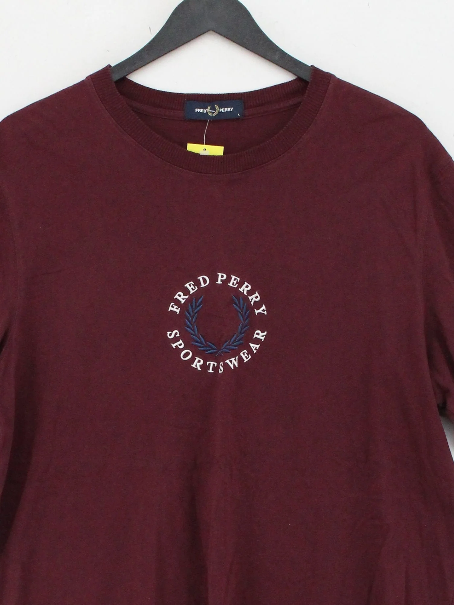 Fred Perry Men's T-Shirt L Red Graphic 100% Cotton Basic - Image 3