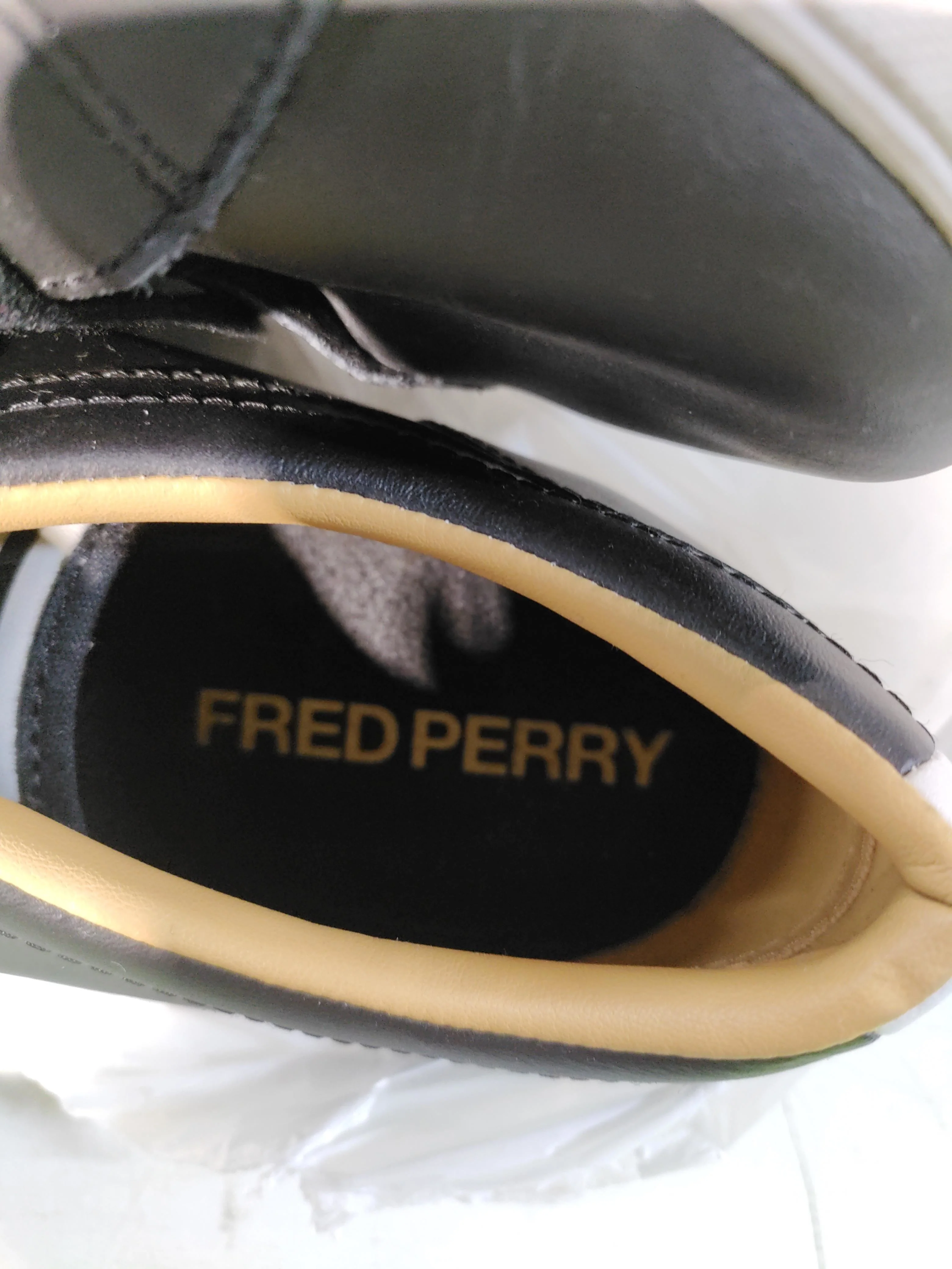 Fred Perry Women's Trainers EU45 in Black - Image 9