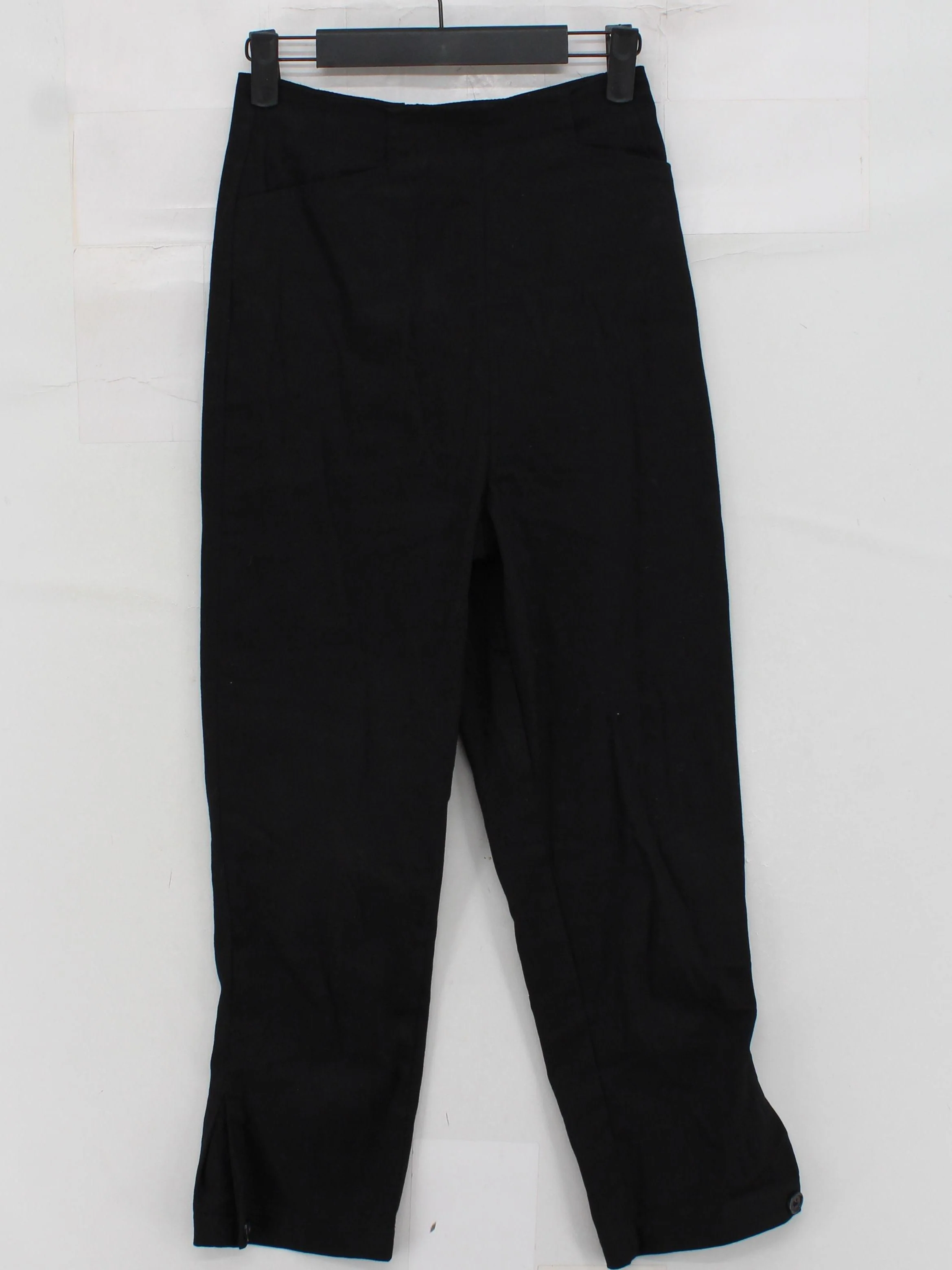 Freddies Of Pinewood Women's Trousers W 24 in Black Cotton with Elastane Capri - Image 2