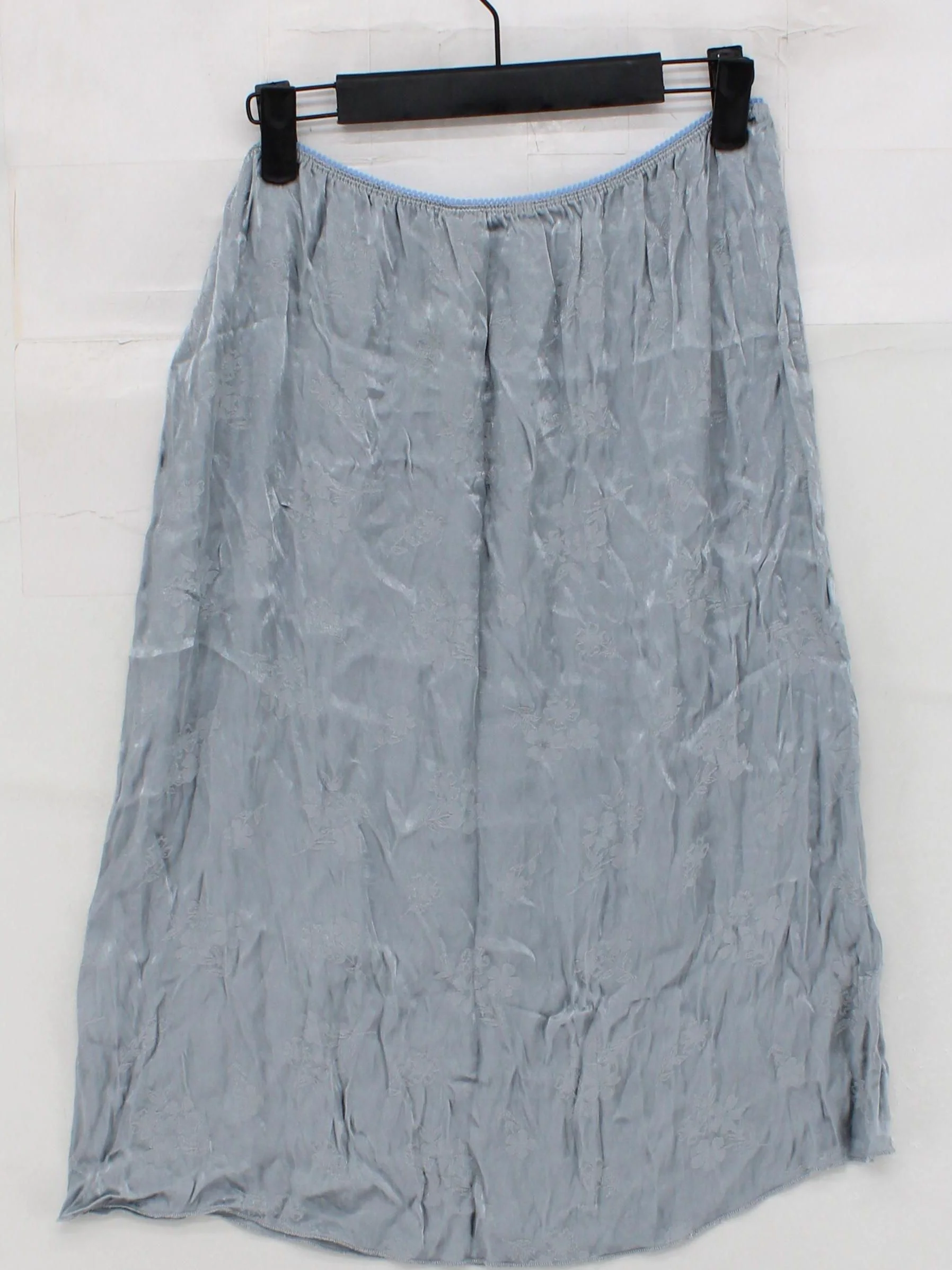 Free People Women's Midi Skirt M Grey Floral 100% Viscose Midi A-Line - Image 2